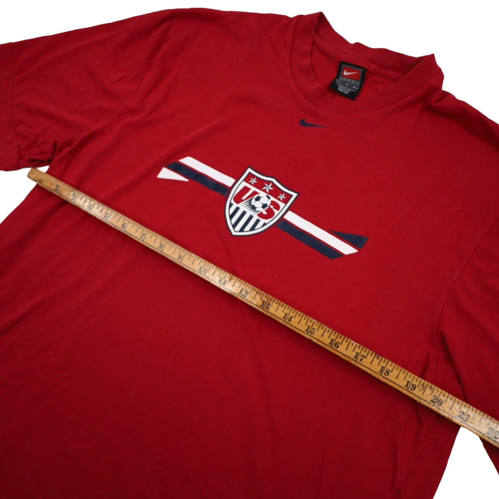 Nike VINTAGE Nike Mens Large Team USA Soccer Dri-fit T Shirt Red Size US L / EU 52-54 / 3 - 6 Thumbnail