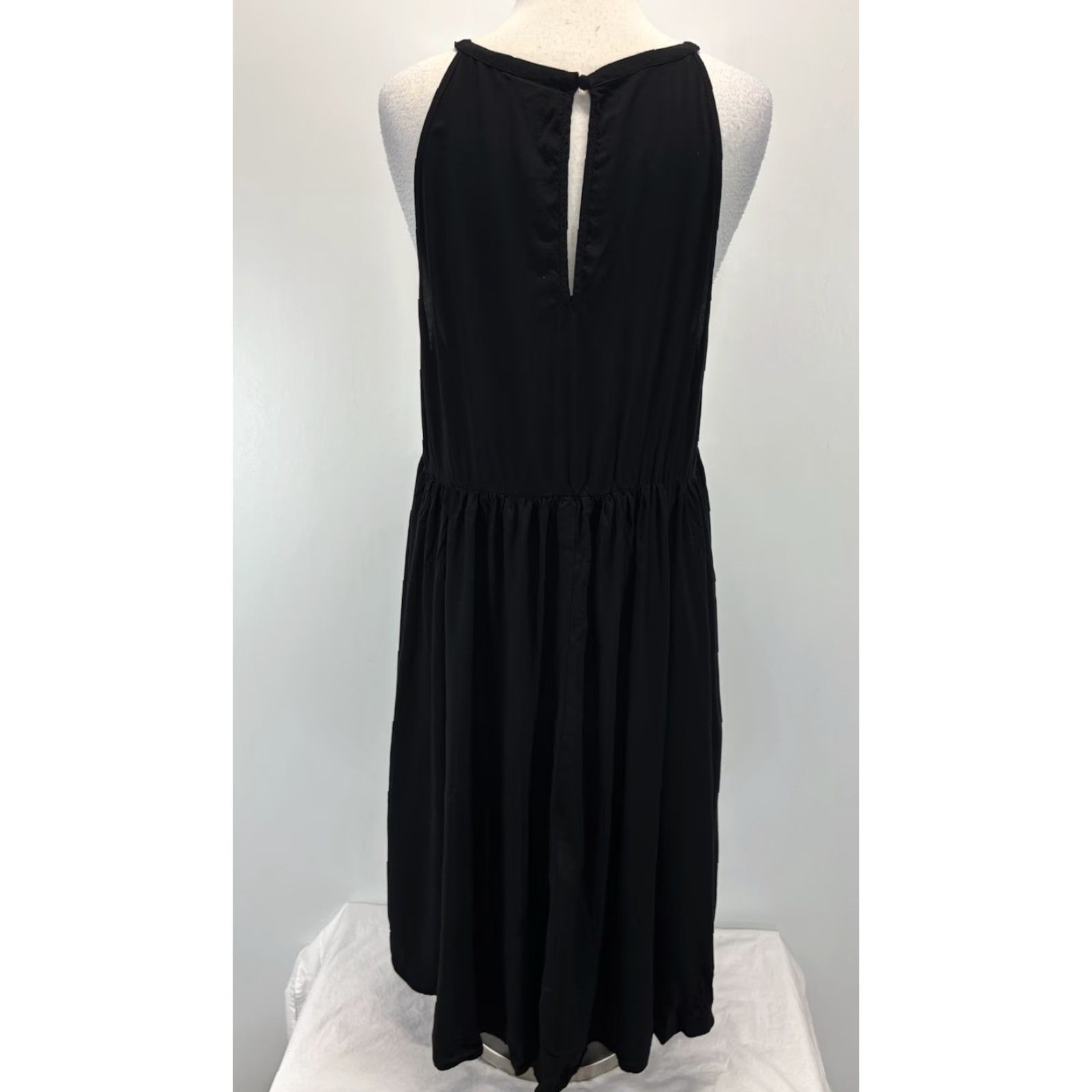 Torrid Torrid Black Plus Size Skater Dress 2X Sleeveless High Neck Casual Knee Length Size XS / US 0-2 / IT 36-38 - 3 Thumbnail