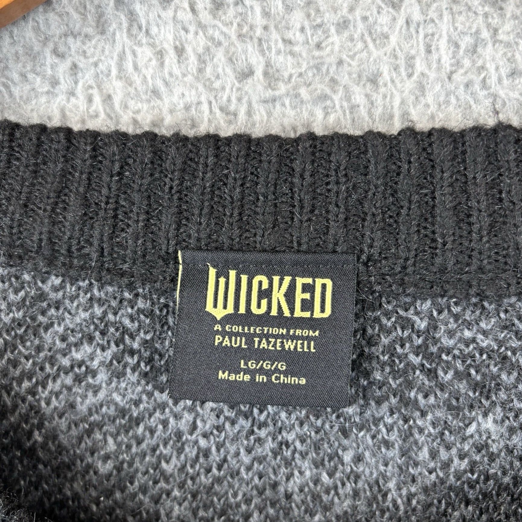 Vintage Wicked Sweater Cardigan Women Large Black Gray Zebra Stripe Button Logo Crew Neck Long Sleeve Knit Polyester Size L / US 10 / IT 46 - 2 Thumbnail