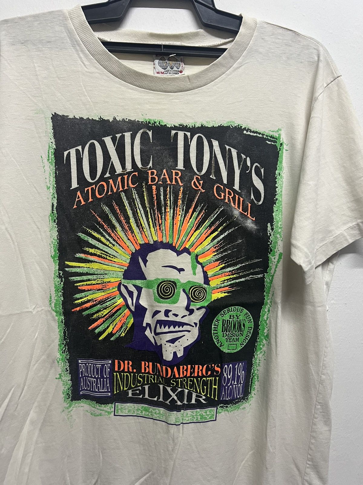 Vintage Vintage 90’s Toxic Tony’s Bar And Grill Tee Size US L / EU 52-54 / 3 - 2 Thumbnail