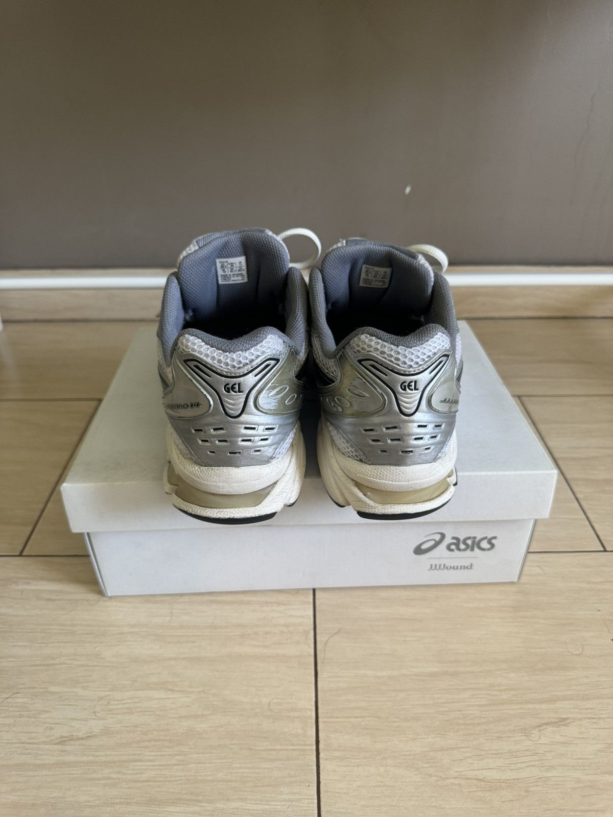 Asics × JJJJound Asics Gel Kayano 14 x JJJJound Silver Black Size US 11 / EU 44 - 4 Thumbnail