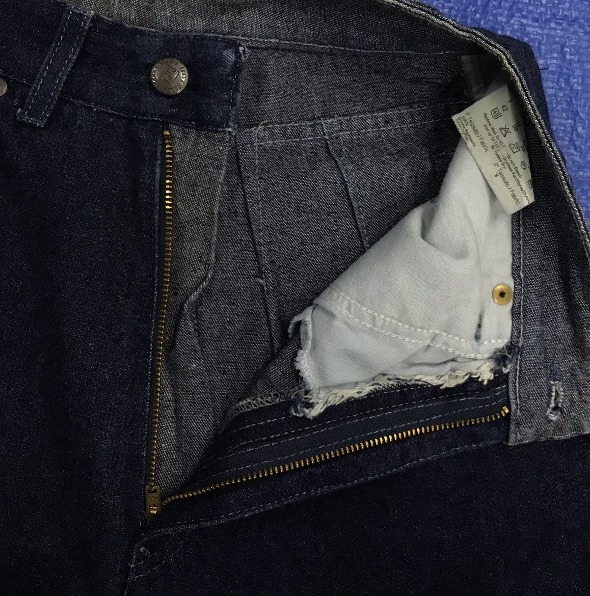 Fendi × Vintage Vintage Fendi Jeans Made In Italy Denim Pants Size US 27 - 15 Thumbnail