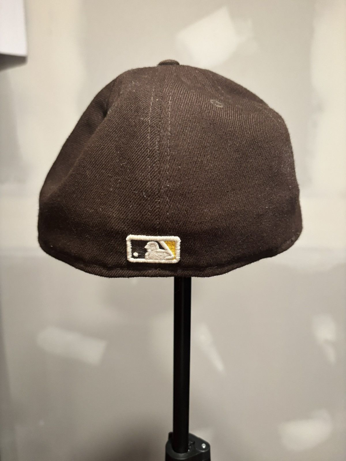 New Era × Vintage San Diego Padres Fitted Baseball Hat Size ONE SIZE - 4 Thumbnail