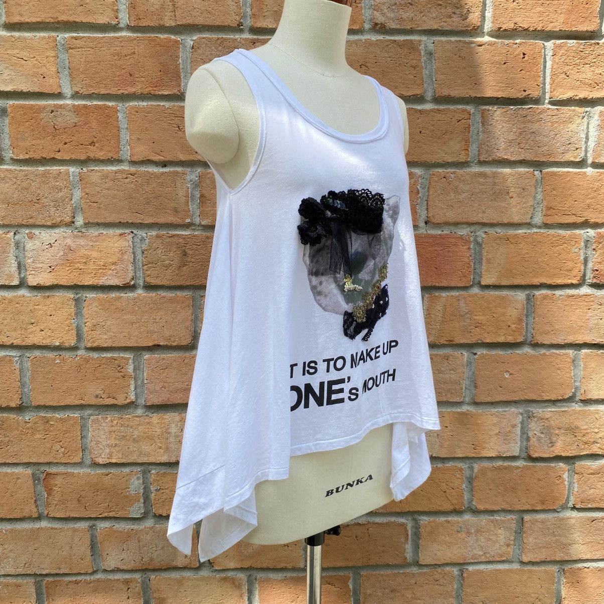 Sunao Kuwahara Sunao Kuwahara White Sleeveless Graphic Asymmetrical Hem Top Size M / US 6-8 / IT 42-44 - 16 Thumbnail