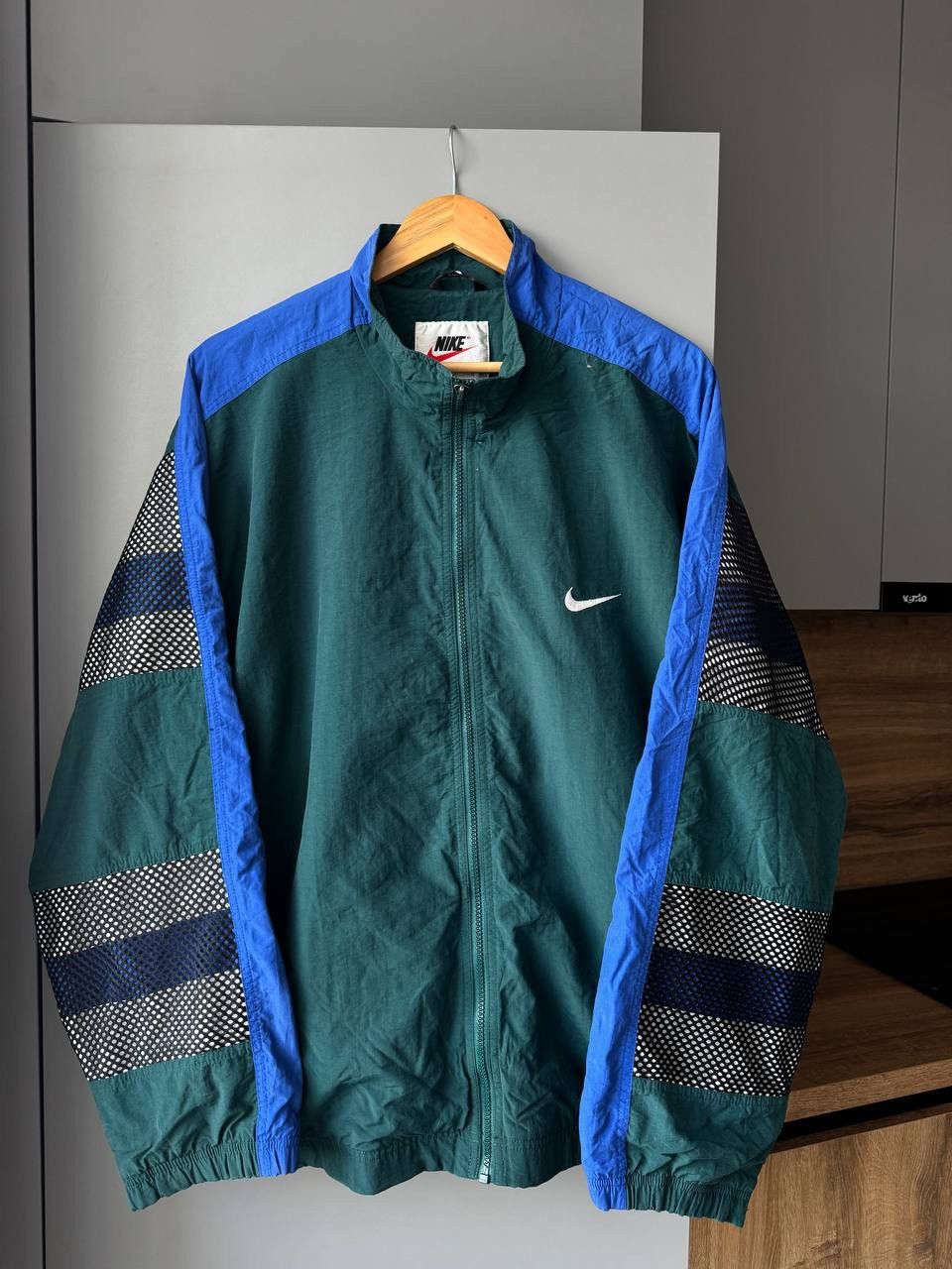 Nike 90’s NIKE VINTAGE TRACK JACKET RETRO LOGO Y2K SWOOSH RARE Size US XL / EU 56 / 4 - 1 Thumbnail