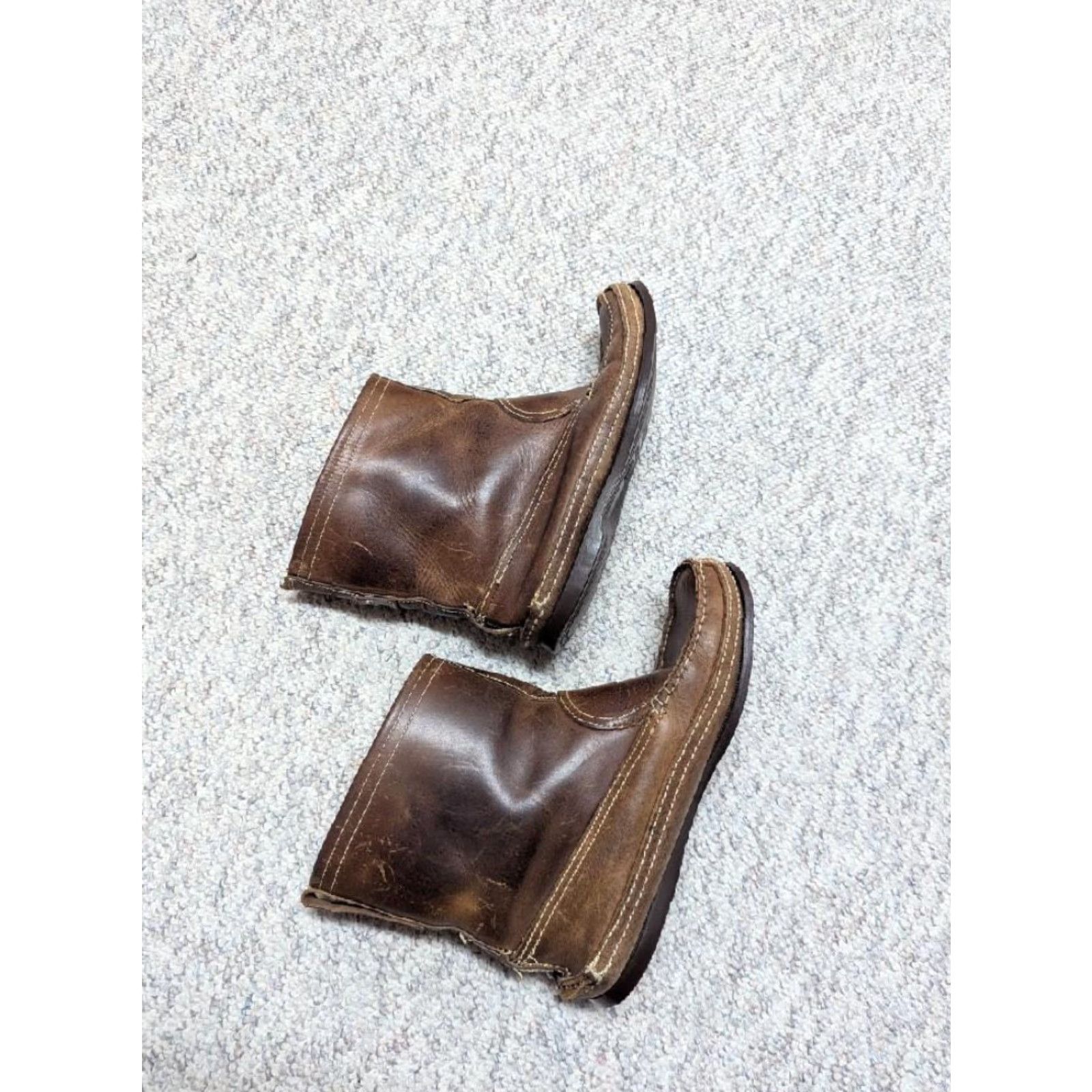 Vintage VINTAGE Bass brown leather Moccasins 9.5 mens 7.5" tall slip-on boots boots Leather Buckle accents Boot Mens 9.5 brown Leather Size US 10 / EU 43 - 5 Thumbnail