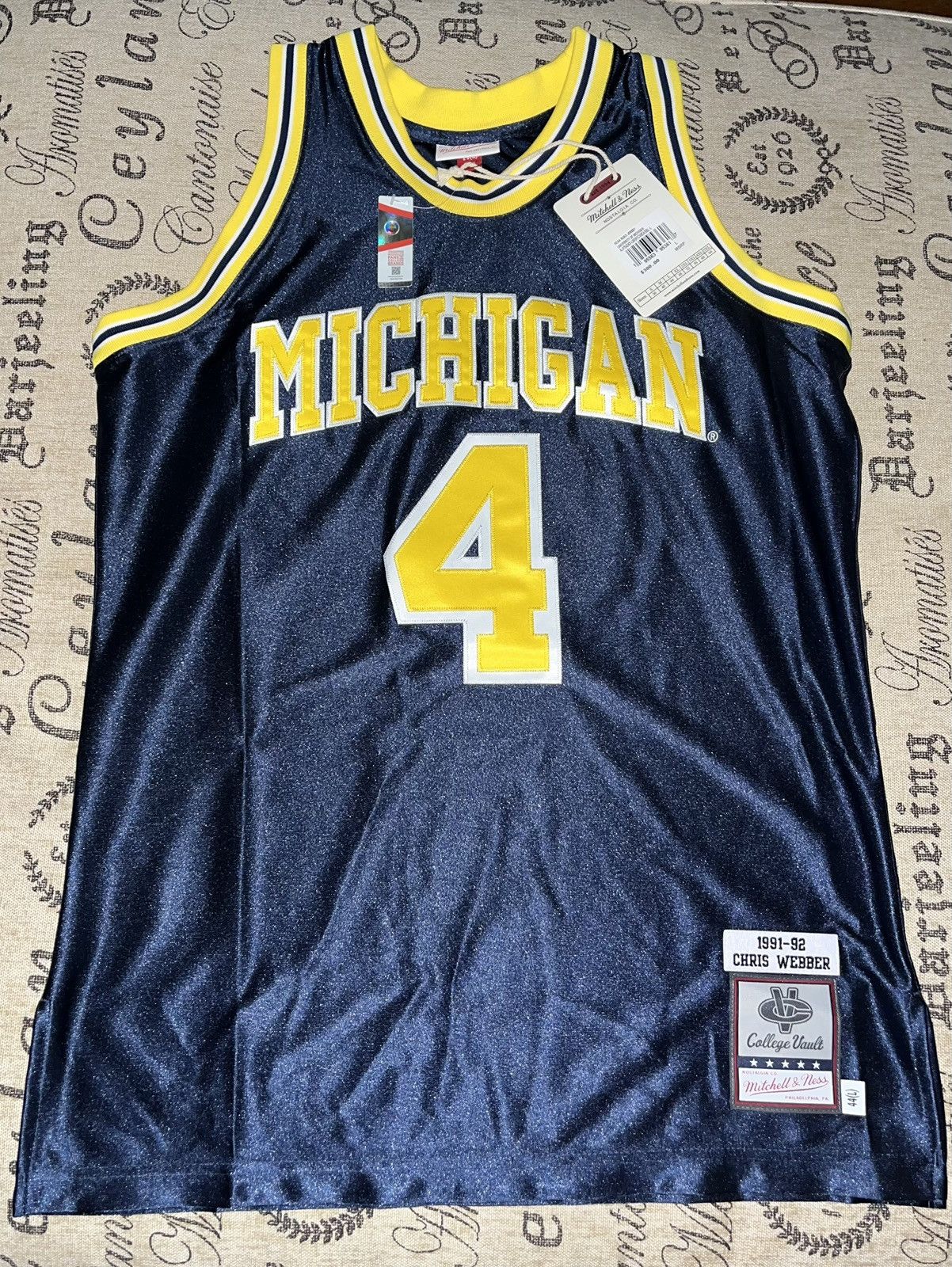 Mitchell & Ness Mitchell & Ness Michigan Chris Webber jersey sz L Size US L / EU 52-54 / 3 - 1 Thumbnail