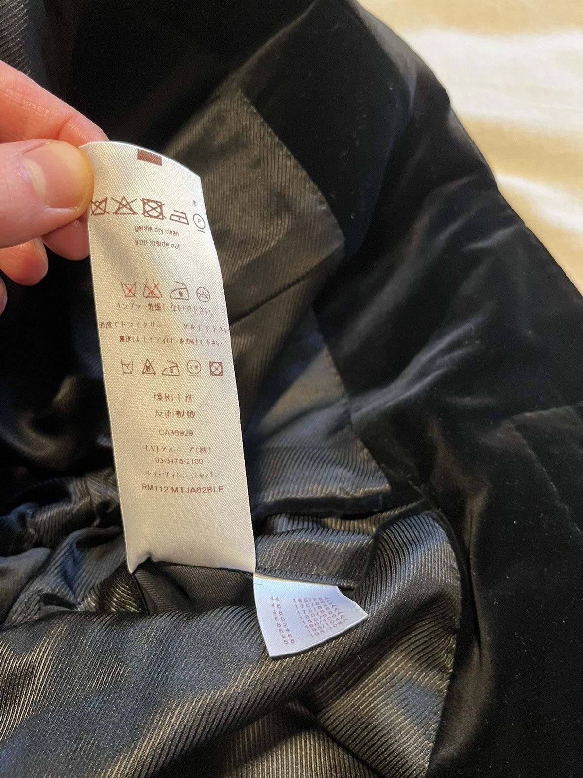 Louis Vuitton Louis Vuitton black velvet jacket. Size US M / EU 48-50 / 2 - 11 Thumbnail