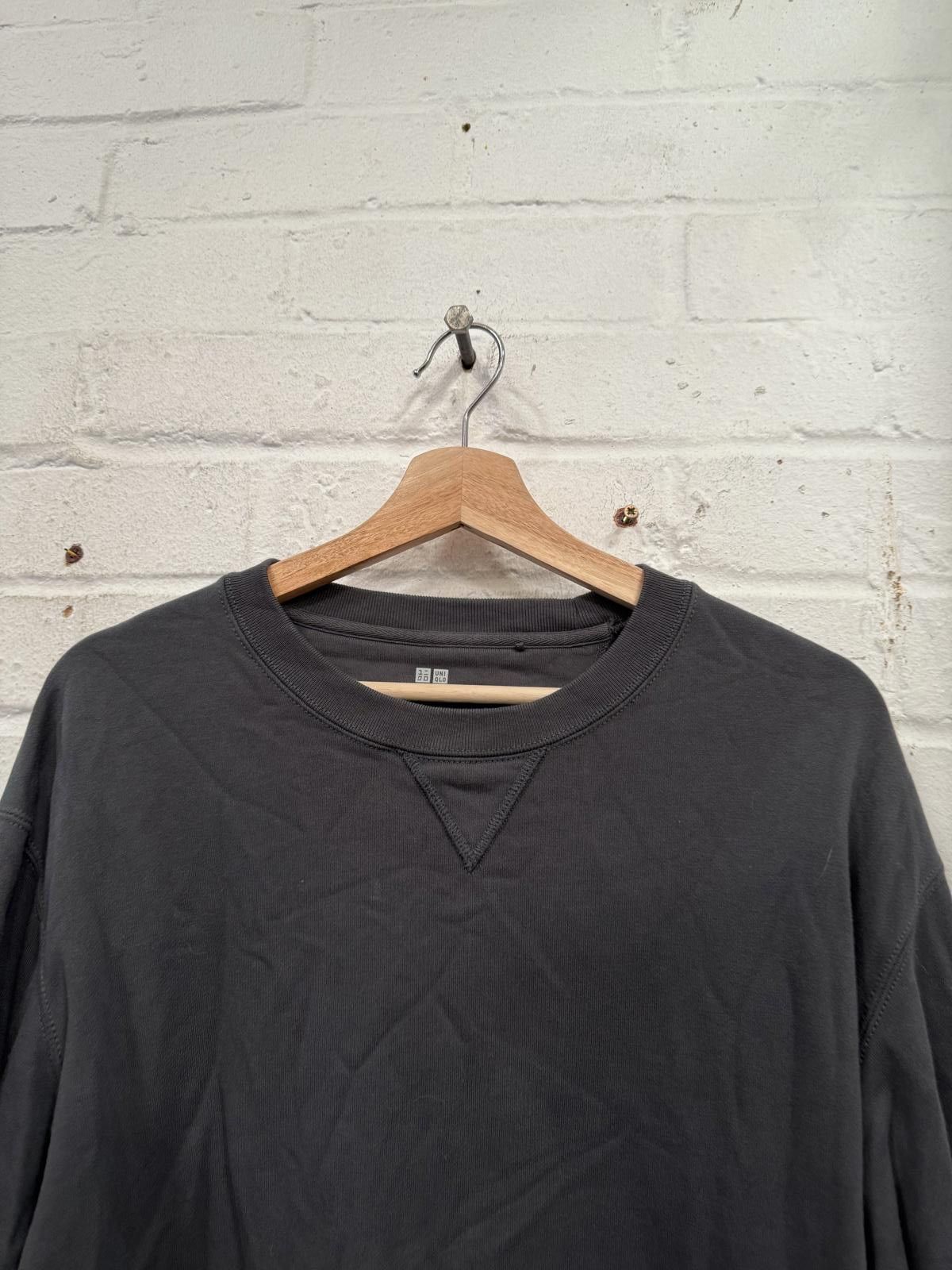 Unknown London Men's Black Crew Neck Sweatshirt Size US M / EU 48-50 / 2 - 3 Thumbnail