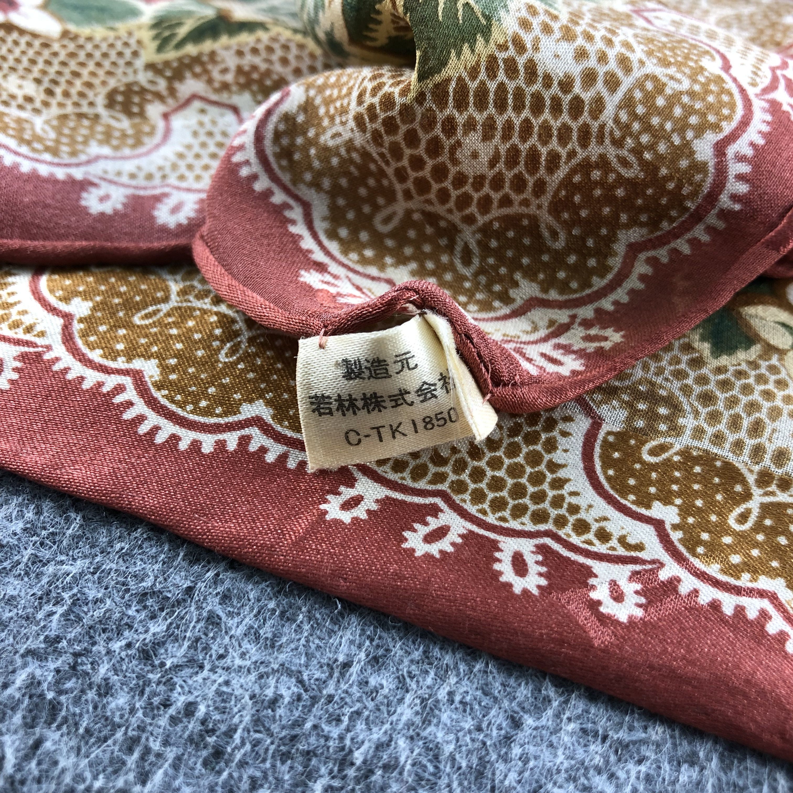 Japanese Brand Vintage Luciano Soprani Slit Thread Floral Silk Scarf M306 Size ONE SIZE - 6 Thumbnail