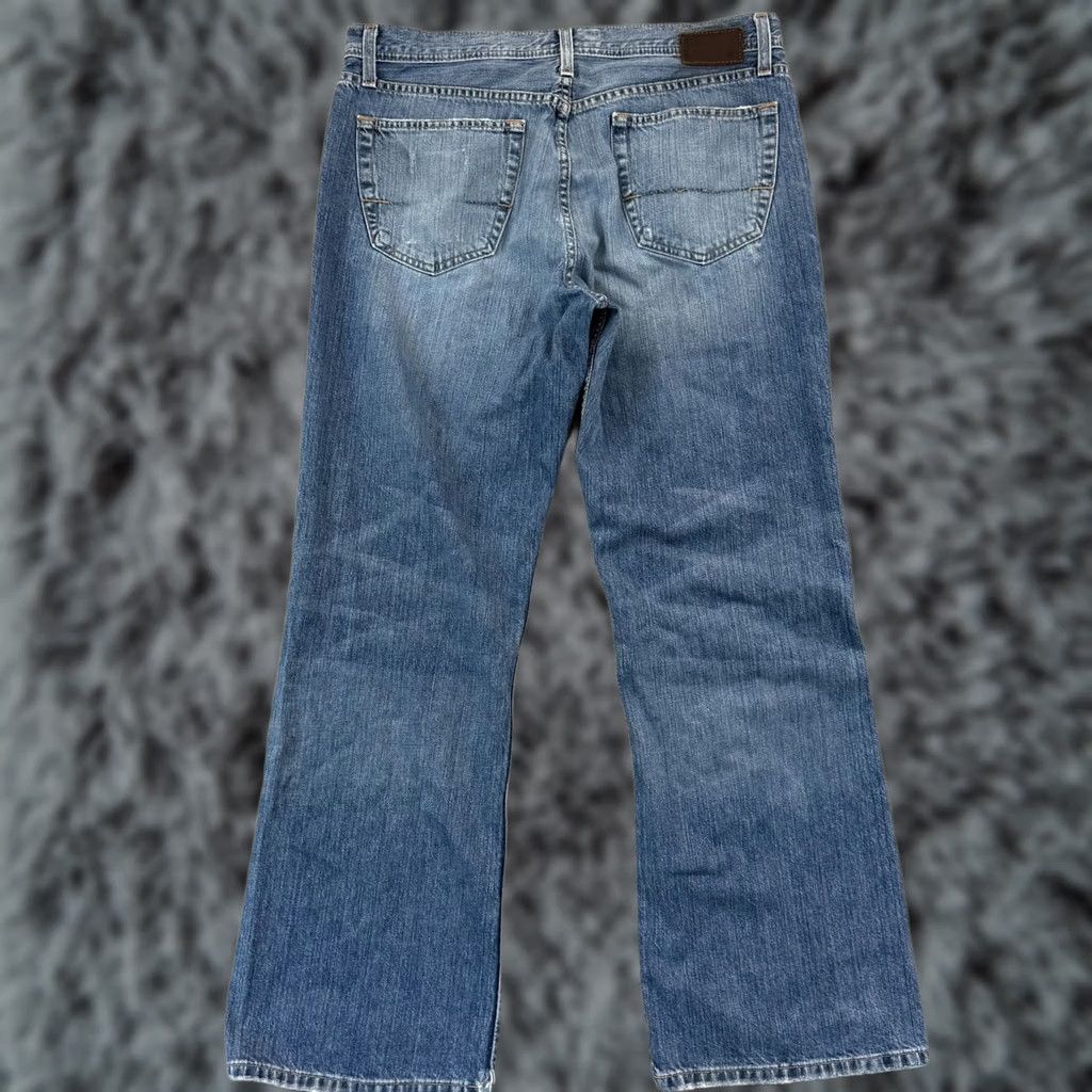 Vintage Buckle BKE Jeans Mens 36x32 Tyler Straight Blue Medium Wash Distressed Zip Loose Regular 5-Pocket Denim Cotton Blend USA Cowboy Rock Size US 36 / EU 52 - 1 Thumbnail