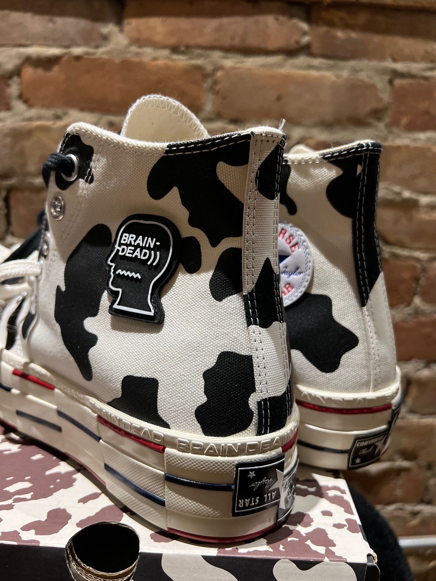 Brain Dead × Converse Brain Dead x Converse Chuck 70 “Cow Print” – White/Black/Red Size US 8 / EU 41 - 6 Thumbnail