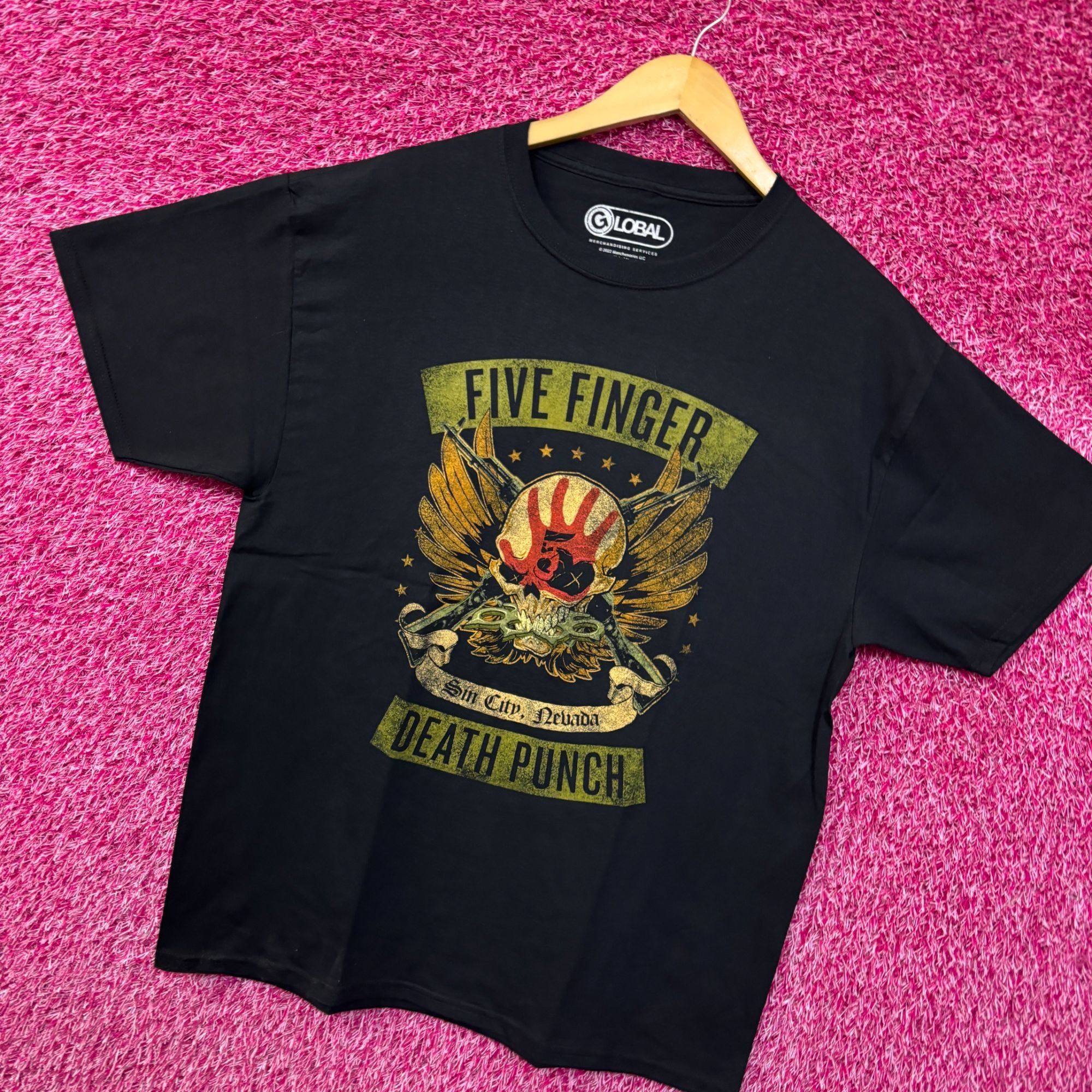 Band Tees Five finger death punch rock Tshirt size large Size US L / EU 52-54 / 3 - 3 Thumbnail
