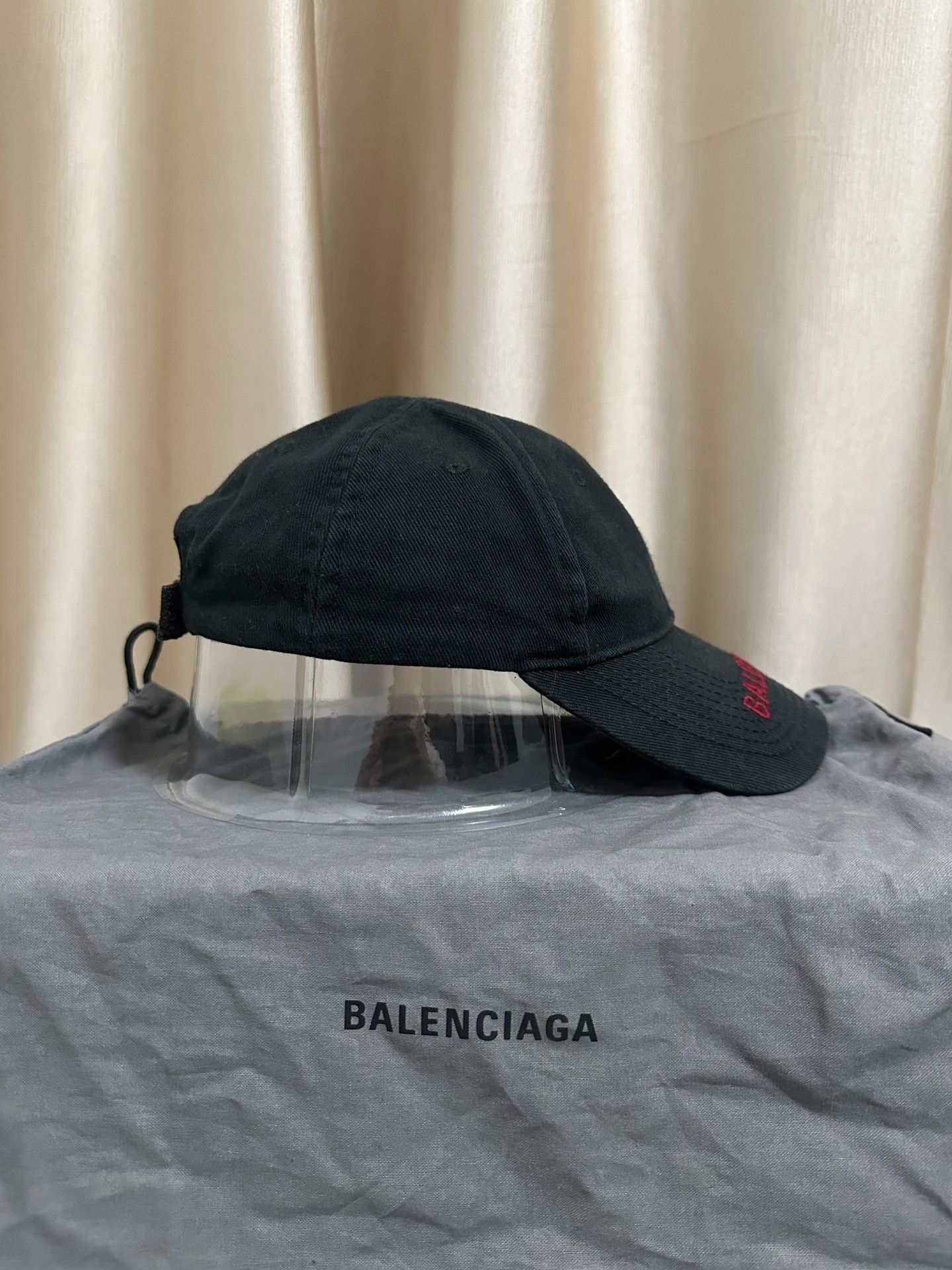 Balenciaga Balenciaga Embroidered Logo Distressed Baseball Cap Size ONE SIZE - 2 Thumbnail