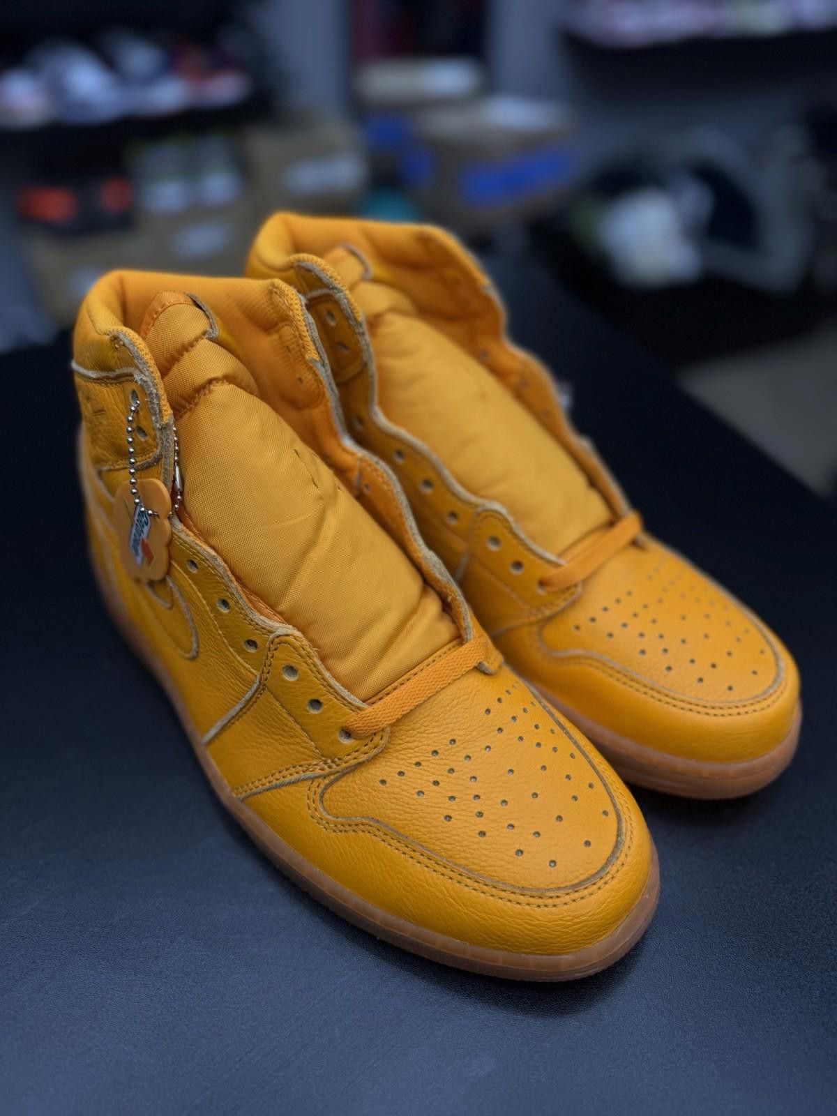 Jordan Brand Size 10 - Air Jordan 1 Retro OG G8RD High Orange Peel Size US 10 / EU 43 - 5 Thumbnail