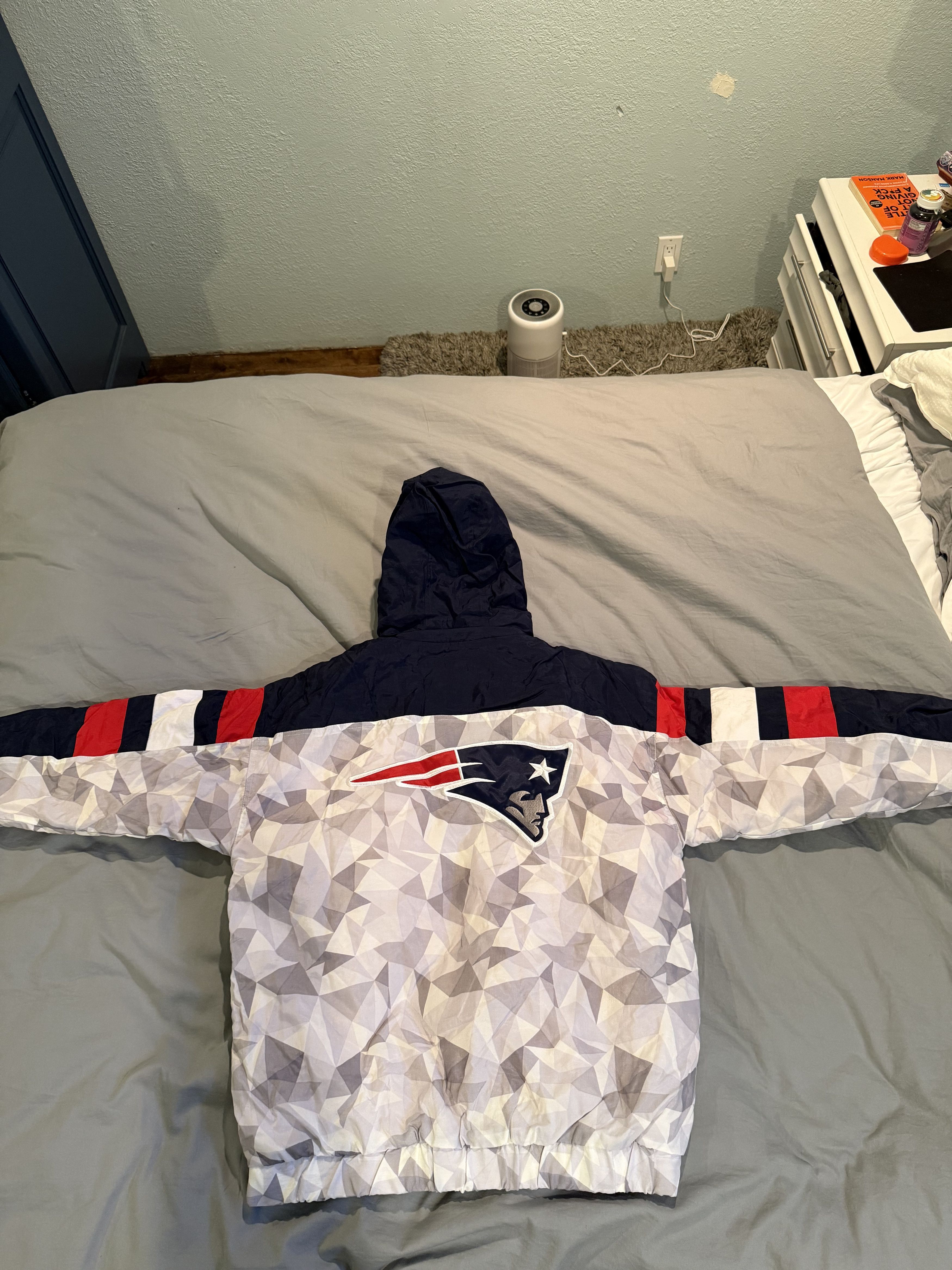 Starter Men's Starter White/Navy Patriots Half-Zip Hooded Jacket Size US M / EU 48-50 / 2 - 2 Thumbnail