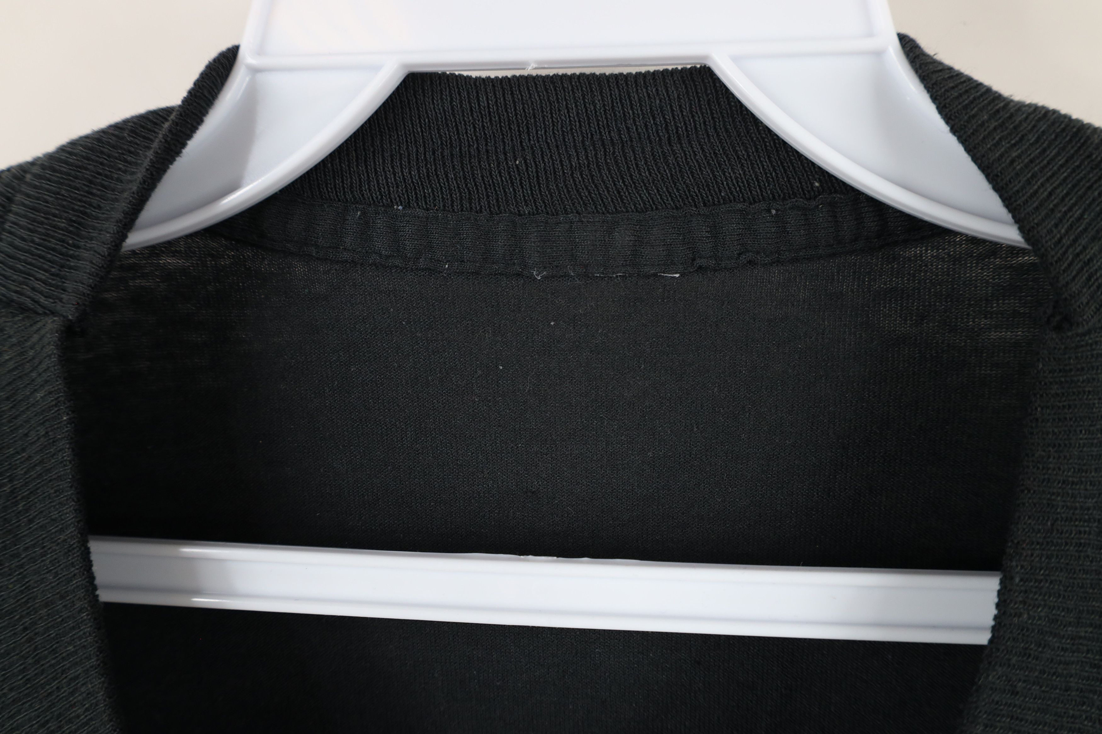 Vintage Vintage 90s Streetwear Blank Thin Pocket T-Shirt Black Size US M / EU 48-50 / 2 - 8 Thumbnail