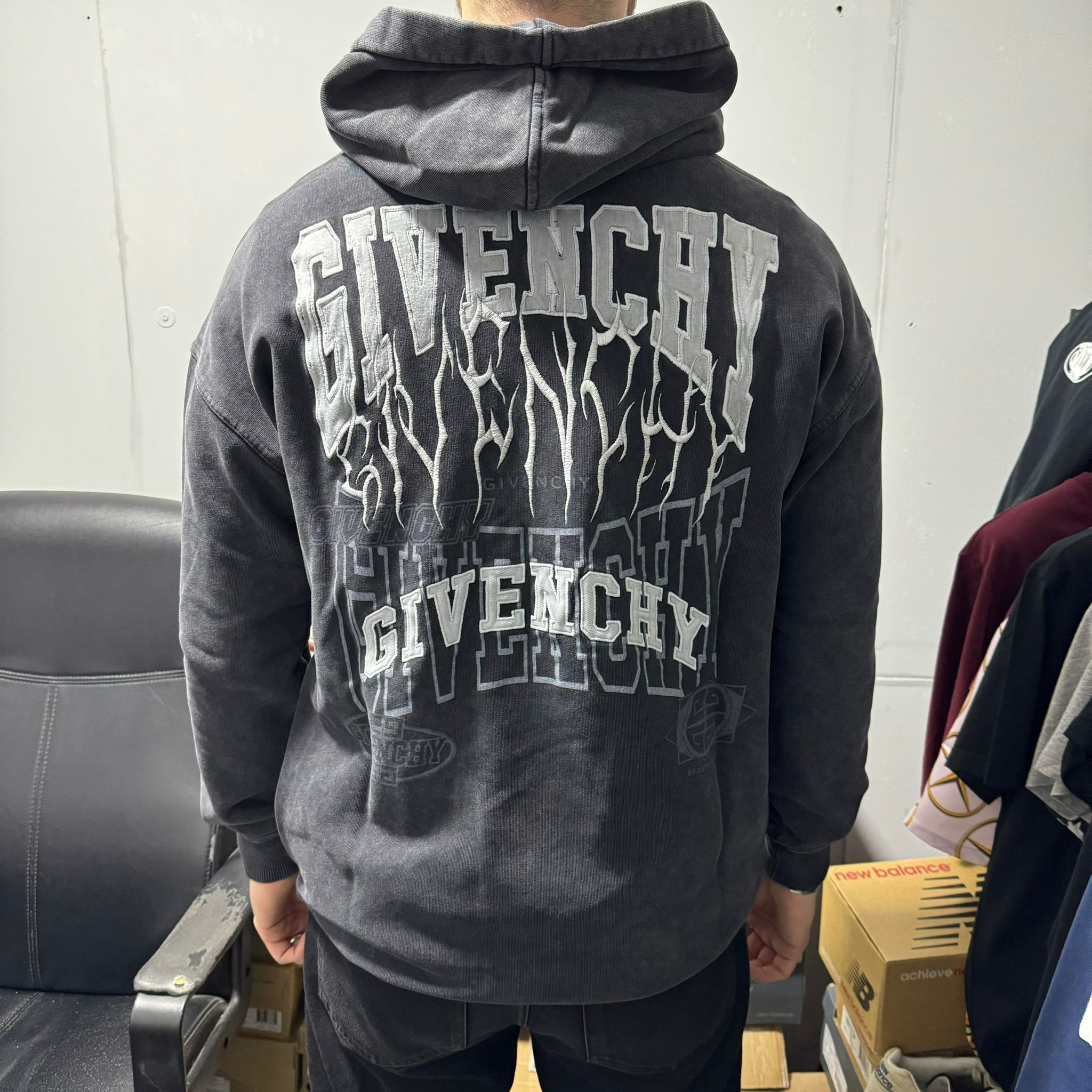 Givenchy Washed Black Embroidered Multi Logo Oversized Hoodie Size US S / EU 44-46 / 1 - 3 Thumbnail