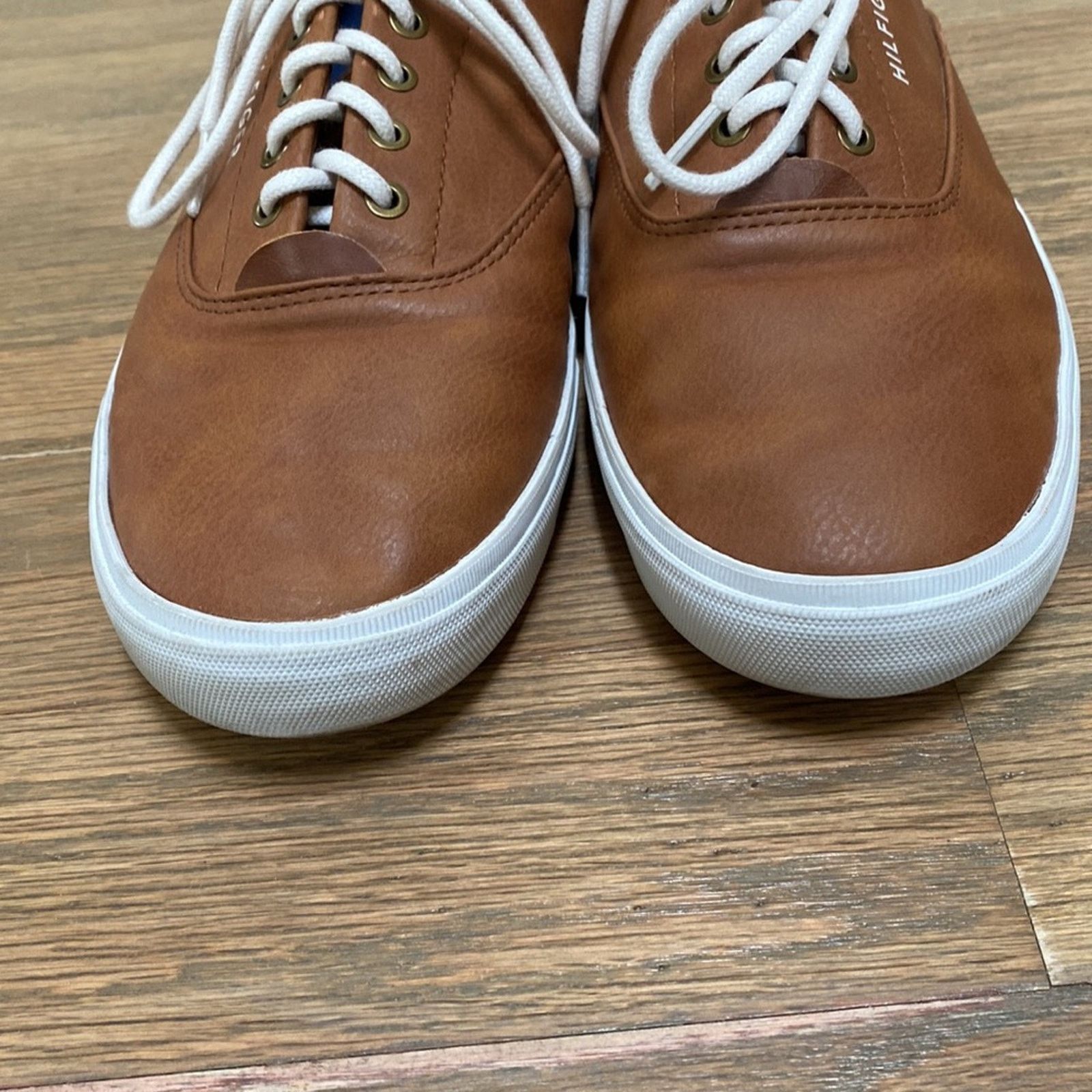 Tommy Hilfiger Tommy Hilfiger Tan Sneaker Size 9.5 Size US 9.5 / EU 42-43 - 5 Thumbnail