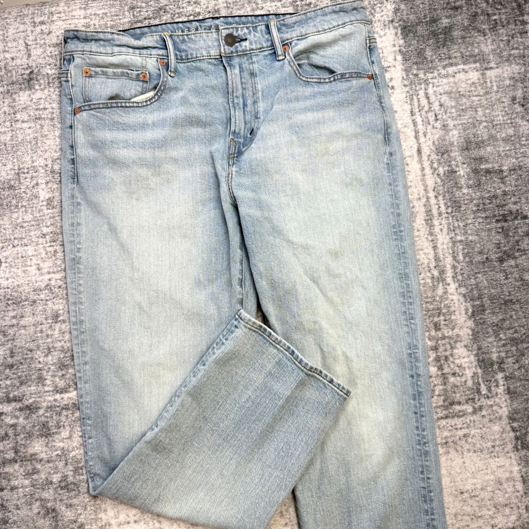 American Eagle Outfitters VINTAGE American Eagle Jeans Mens 36x30 Light Wash Blue Relaxed Straight Summer Preppy Men Jeans 5-Pocket Denim Stretch Regular Size US 36 / EU 52 - 2 Thumbnail