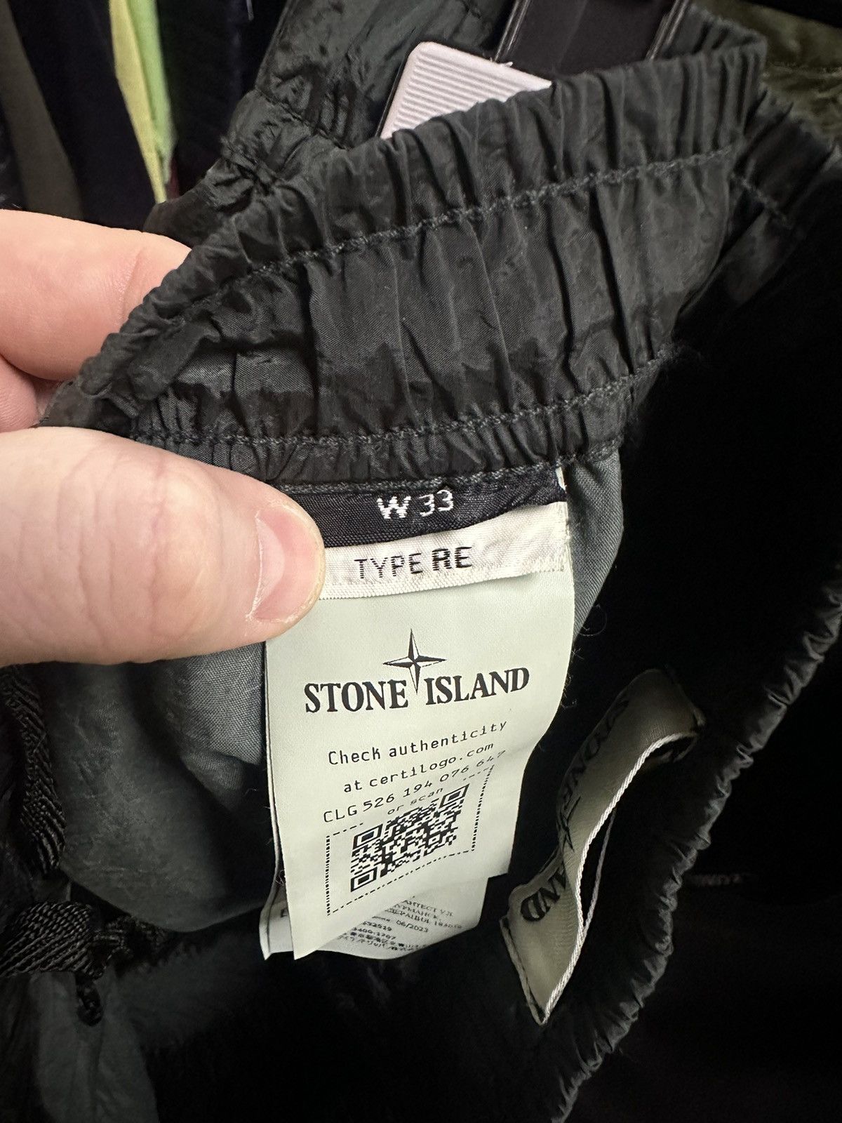 Stone Island × Vintage Stone island nylon metal green pants joggers size: 30;33 Size US 30 / EU 46 - 10 Thumbnail