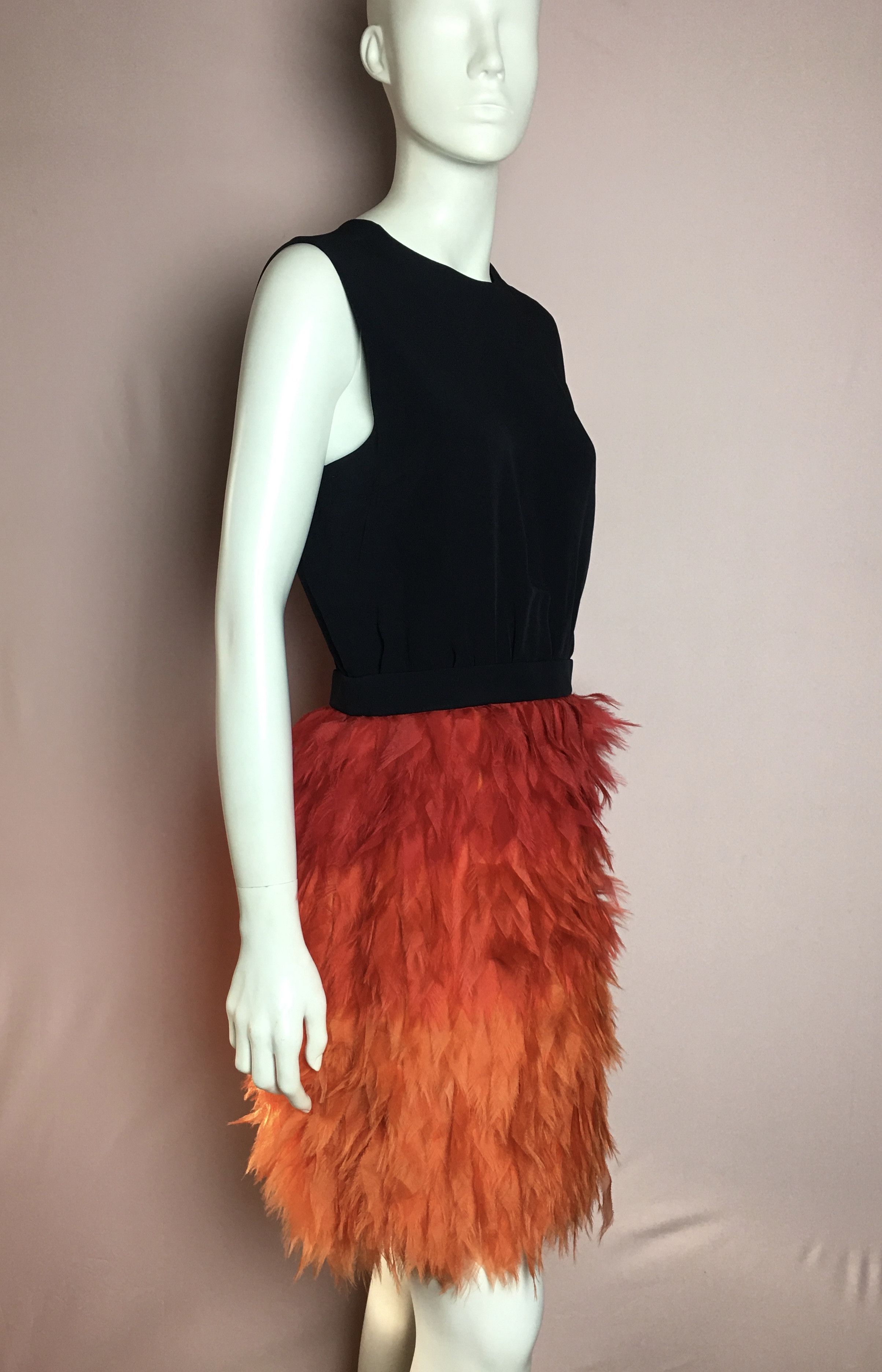 Victoria Beckham Victoria Beckham Black Orange Ombre Feather Mini Dress US8 Size M / US 6-8 / IT 42-44 - 5 Thumbnail