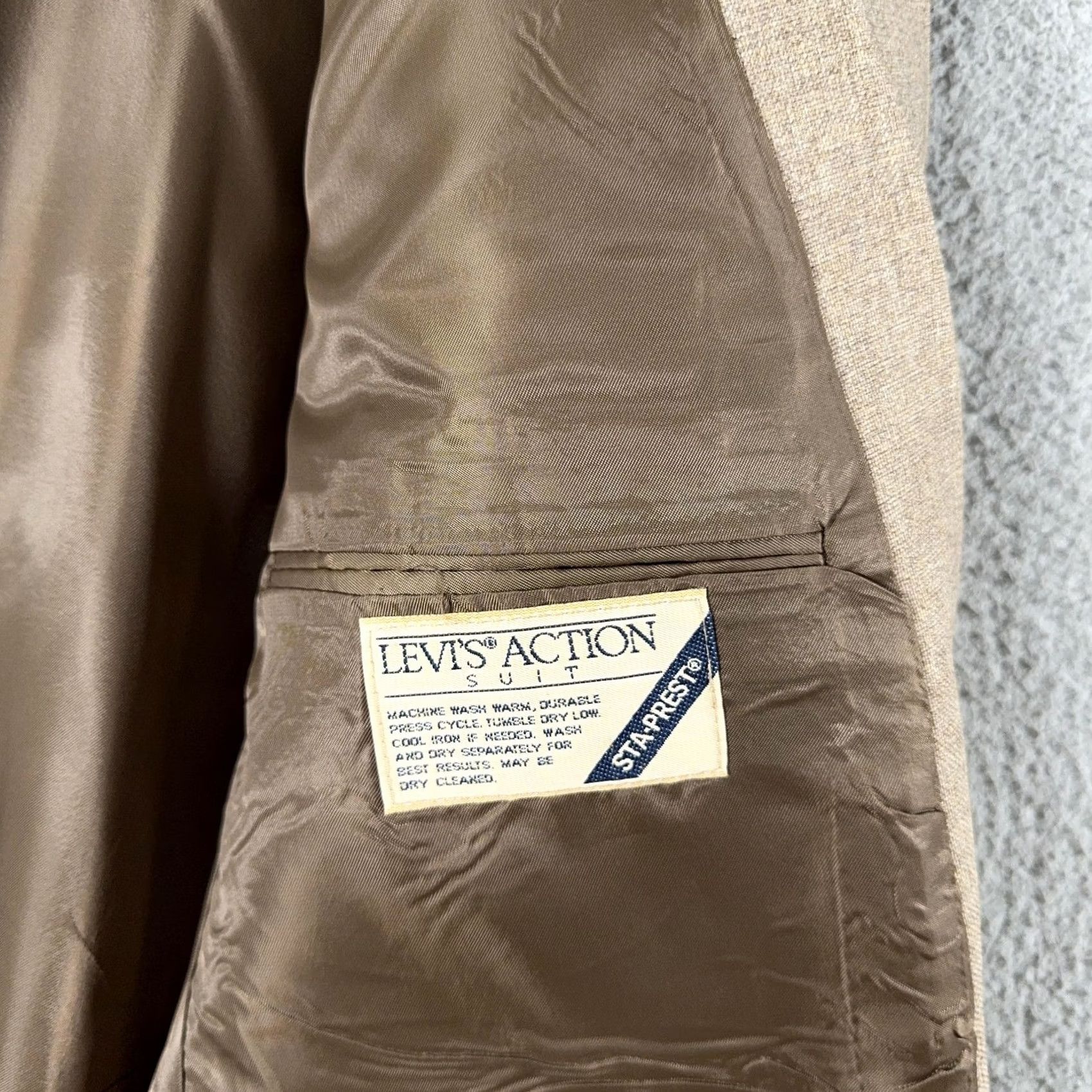 Levi's VINTAGE Levis Suit Mens 44 36W Beige Poly Tweed 2 Piece Sta Prest 80s Size 44R - 7 Thumbnail