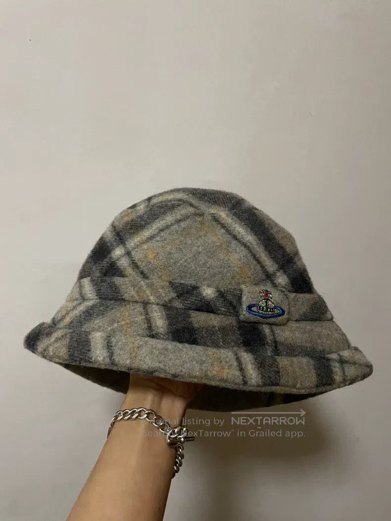 Vivienne Westwood Vivienne Westwood 90s color embroidered Saturn plaid wool Size ONE SIZE - 1 Thumbnail
