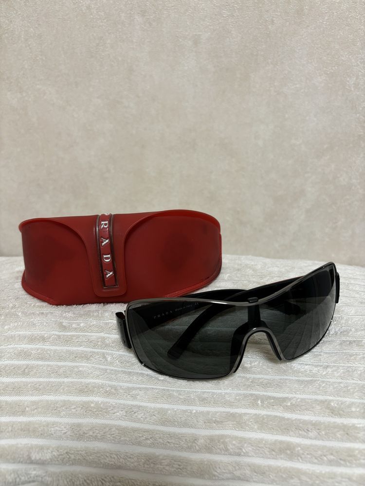 Prada Prada Vintage Shield Mask Sunglasses Size ONE SIZE - 5 Thumbnail