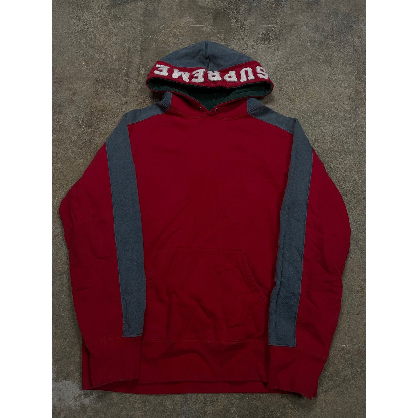 Supreme Supreme Hooded Logo Hoodie Red Multi Used Medium Size US M / EU 48-50 / 2 - 1 Thumbnail
