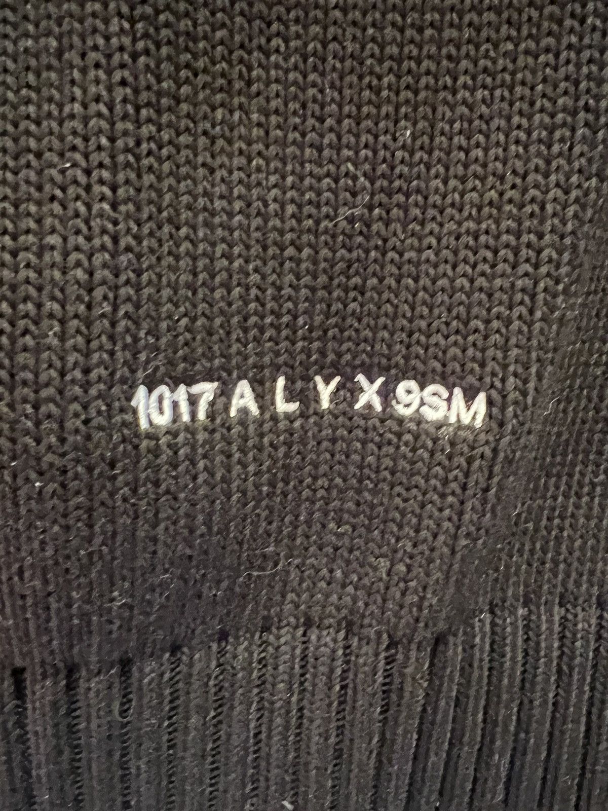 1017 ALYX 9SM 1017 ALYX 9SM American flag sweater Size US M / EU 48-50 / 2 - 3 Thumbnail
