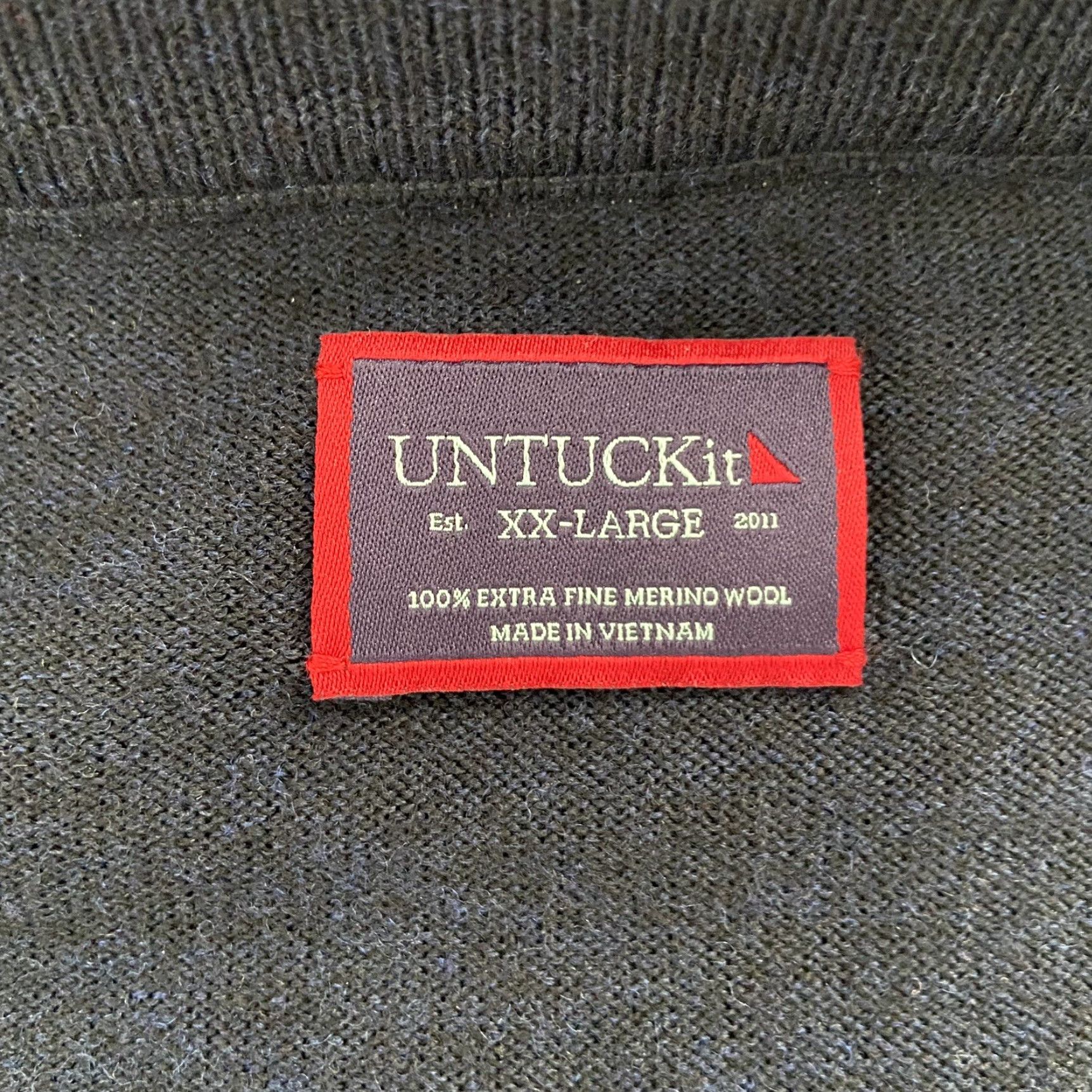 UNTUCKit UNTUCKit Sweater Mens 2XL Blue Pullover Tight-Knit Merino Wool V-Neck Knit Pullover Preowned Casual Modern Classic Fit-Adult Size 2XL Mens Size US XXL / EU 58 / 5 - 5 Thumbnail