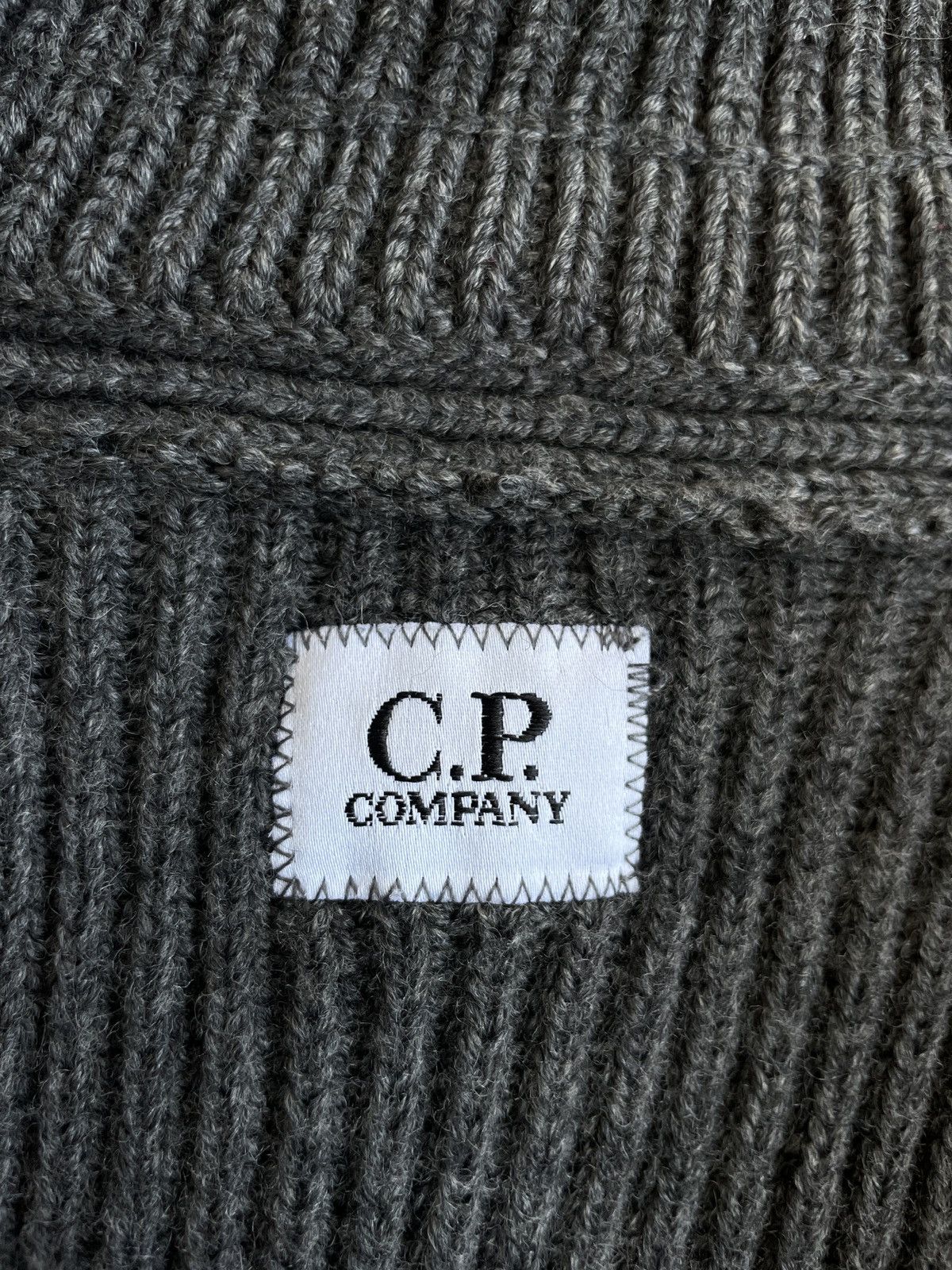 C.P. Company C.P. Company Cardigan Size US M / EU 48-50 / 2 - 10 Thumbnail