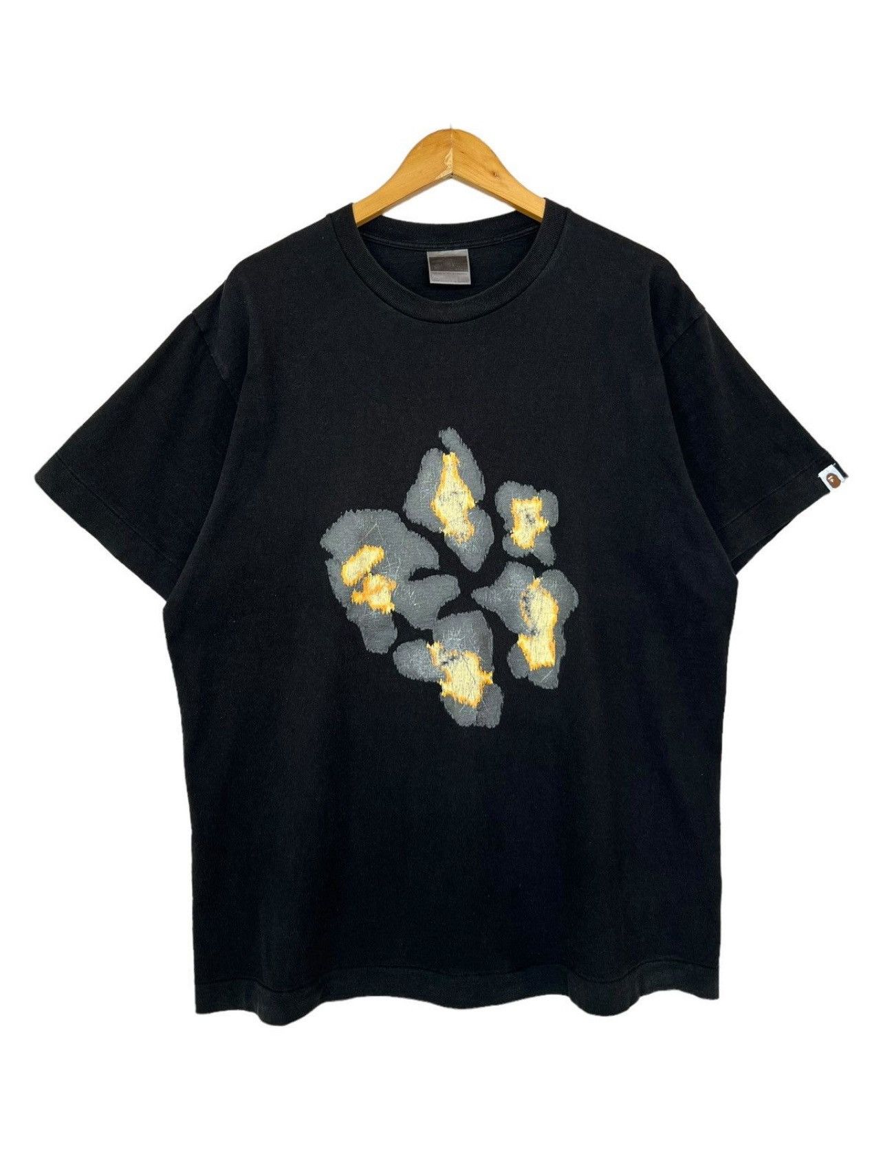 Bape Vintage Bape Motion Logo Black Tees Size US XL / EU 56 / 4 - 1 Thumbnail