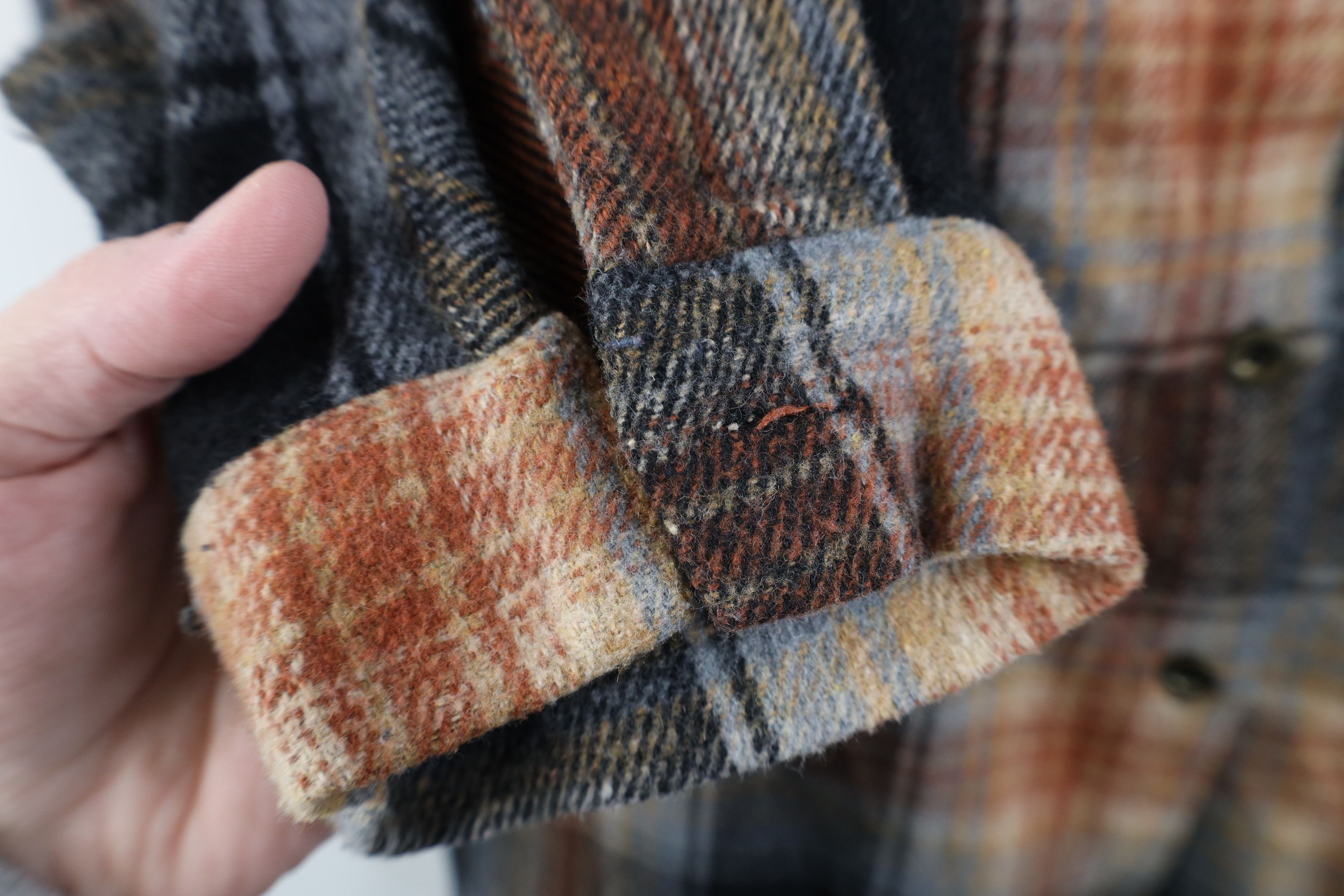 Vintage Vintage 90s Streetwear Heavy Flannel Collared Button Shirt Size L / US 10 / IT 46 - 4 Thumbnail