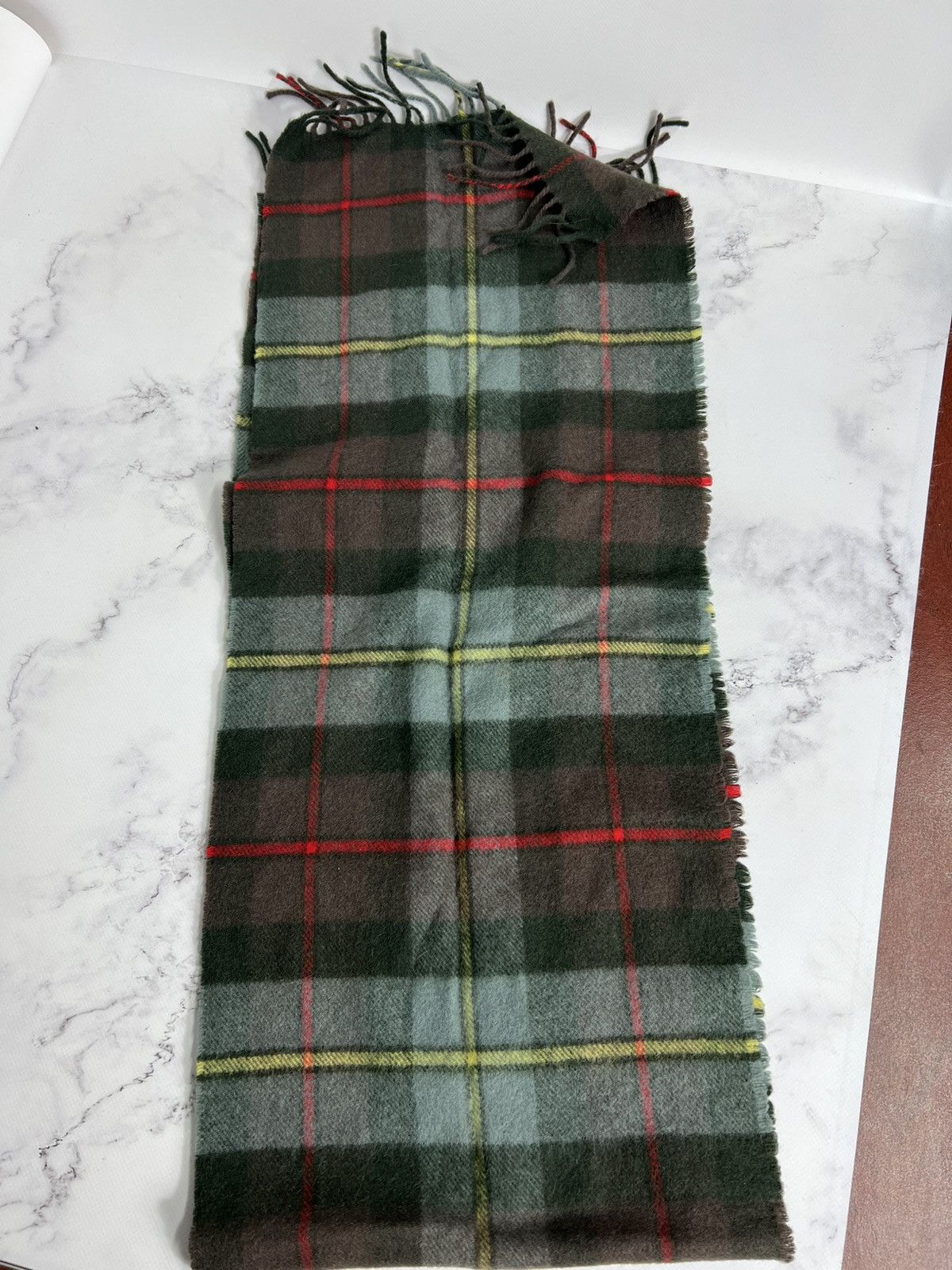 Johnstons Of Elgin Vintage rare Johnstons Of Elgin Scotland Lambswool Scarf Size ONE SIZE - 4 Thumbnail