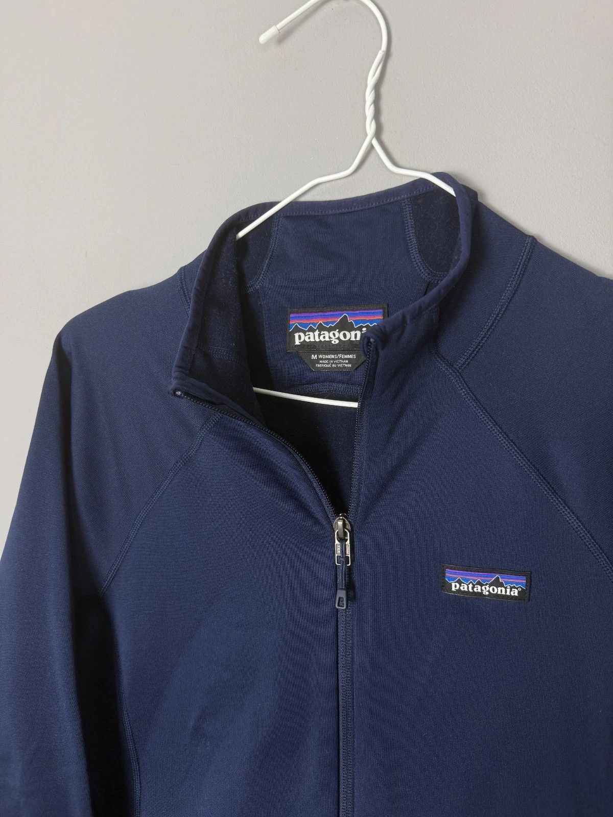 Patagonia Patagonia Full Zip Fleece Sweatshirt Size M Lightweight Size M / US 6-8 / IT 42-44 - 2 Thumbnail