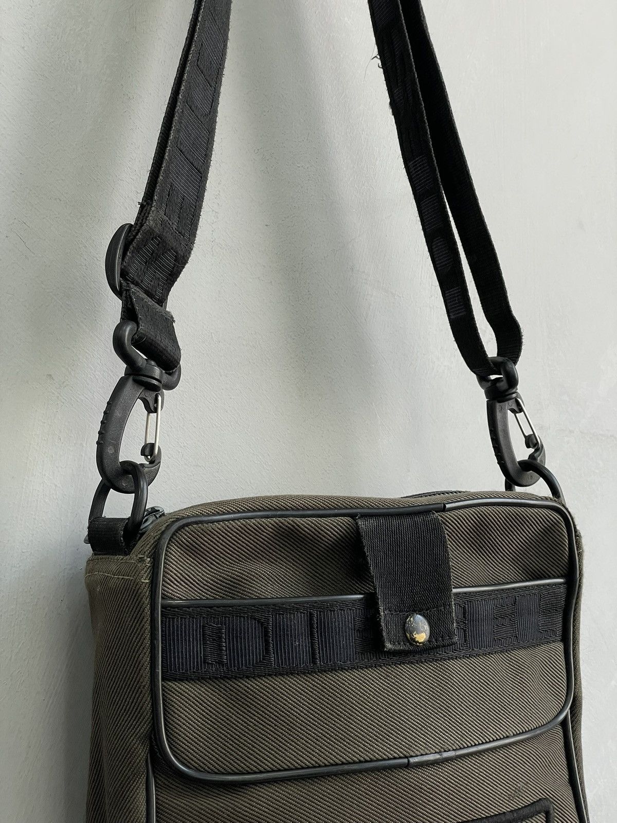 Diesel Tactical military Diesel messenger bag y2k Size ONE SIZE - 2 Thumbnail