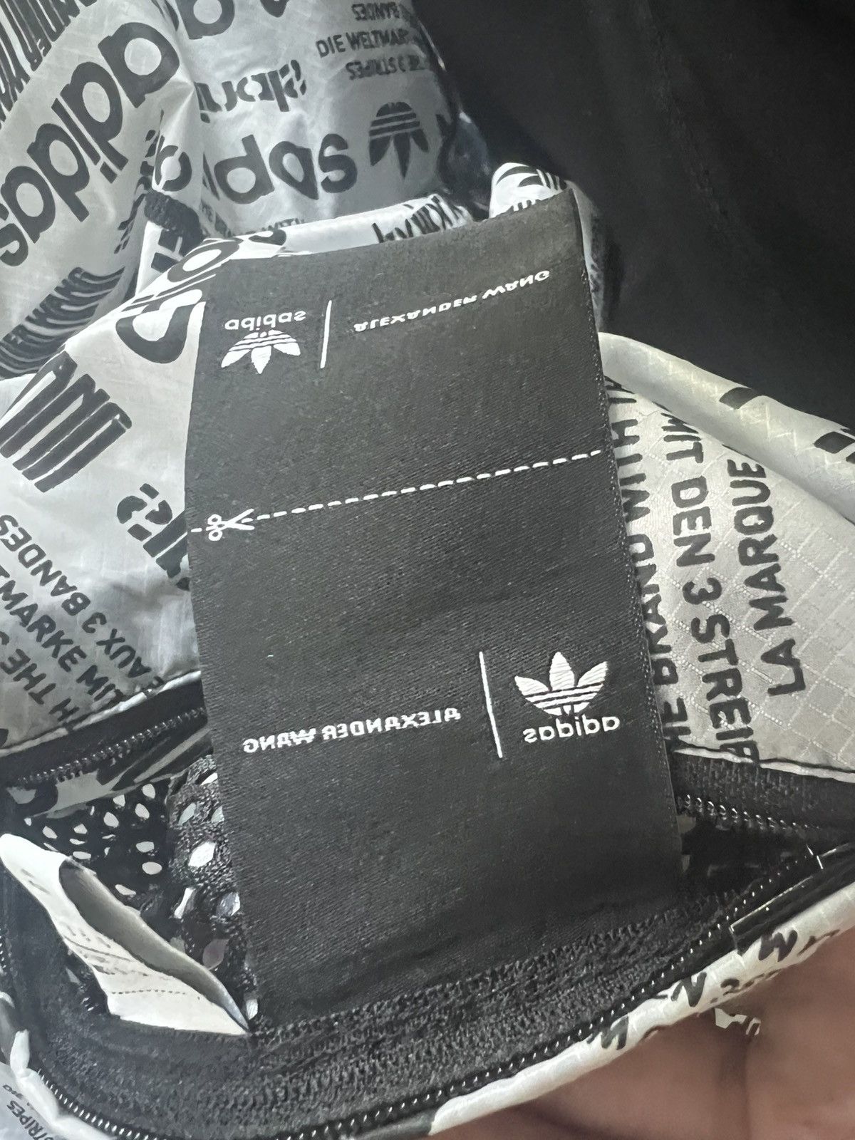 Alexander Wang Alexander wang x adidas windbreaker Size US L / EU 52-54 / 3 - 7 Thumbnail