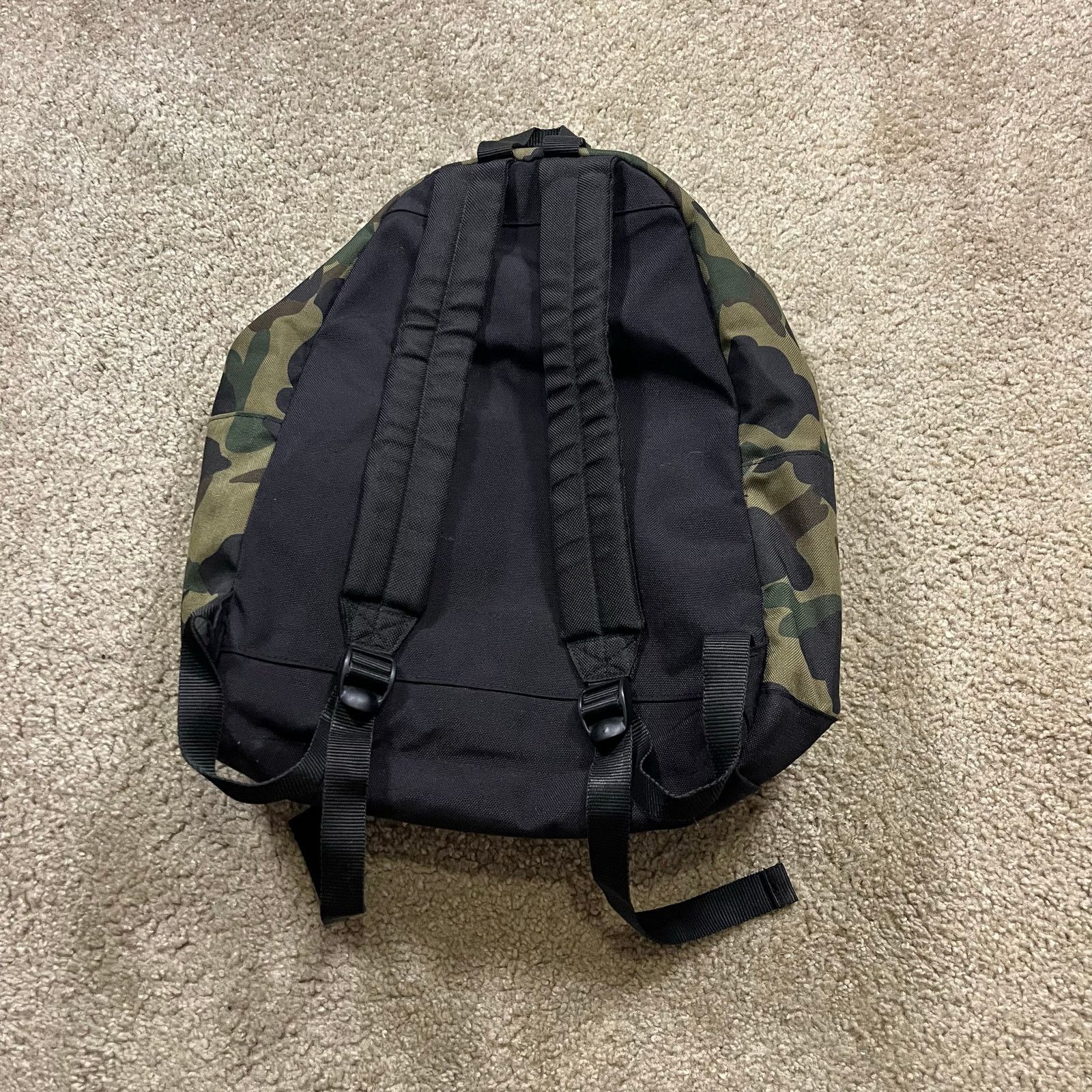 Bape Authentic Bape 2000's Camo Backpack Size ONE SIZE - 2 Thumbnail
