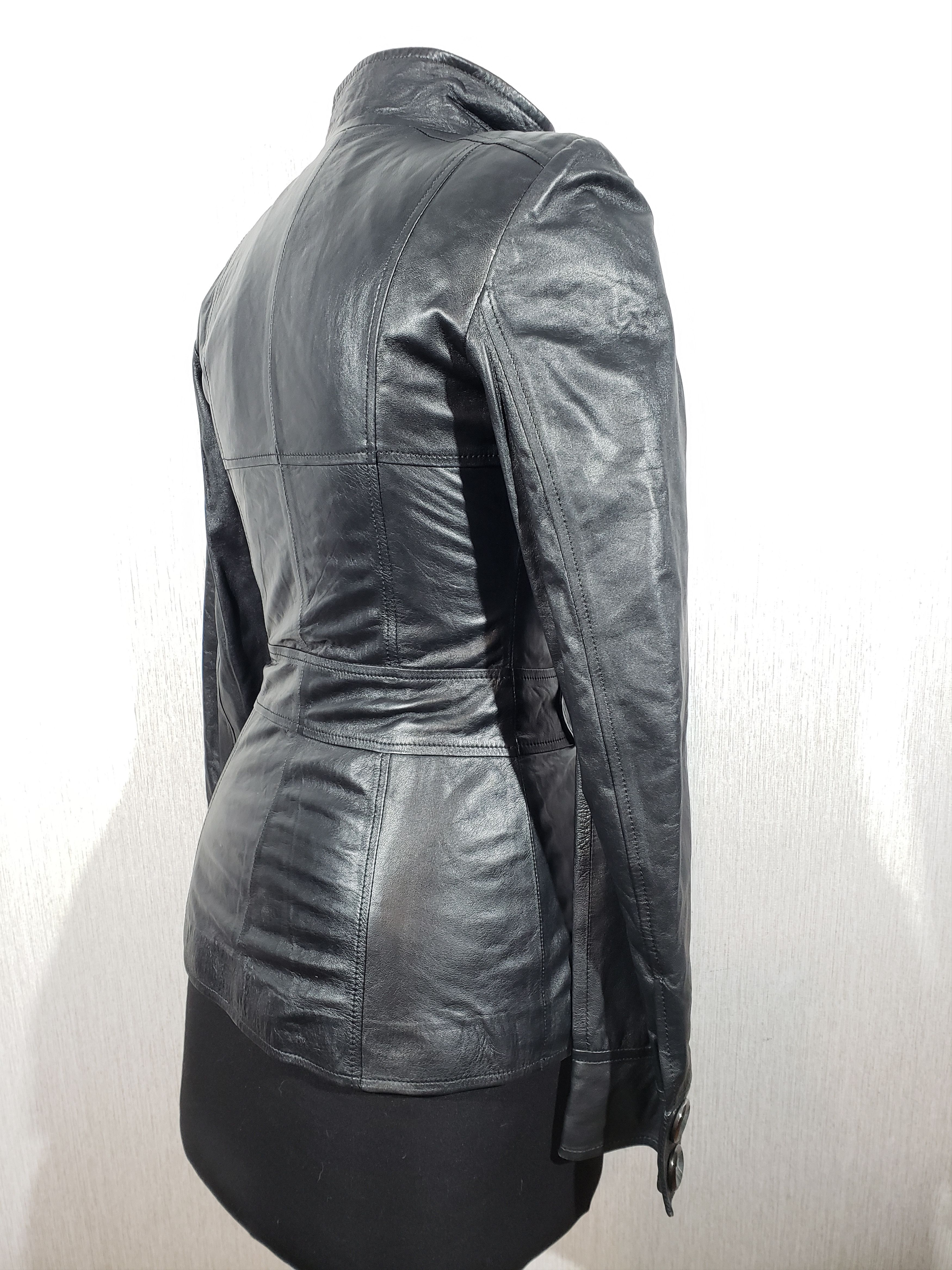 Other Stylish women's leather jacket with buttons. Size XS / US 0-2 / IT 36-38 - 5 Thumbnail
