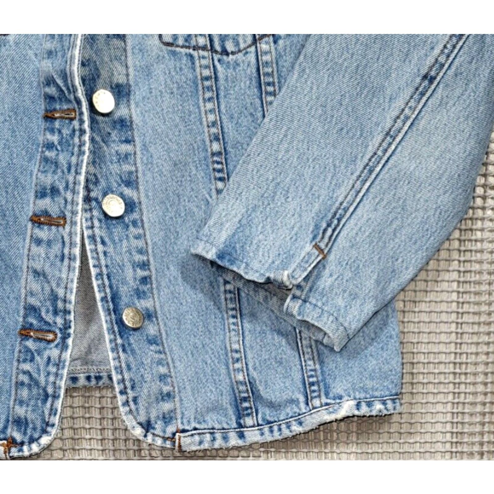 Denime VINTAGE carol's denim's Denim Jacket Womens M Blue 90s Biker Coat Jacket Casual Bohemian Motorcycle Pocket Embroidered Logo Collared Lightweight Size M / US 6-8 / IT 42-44 - 4 Thumbnail