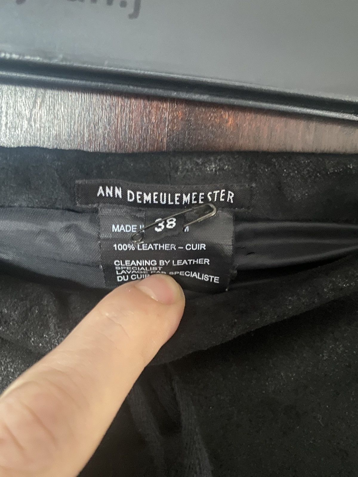 Ann Demeulemeester Ann Demeulemeester FW2003 leather trousers Size 27" / US 4 / IT 40 - 2 Thumbnail