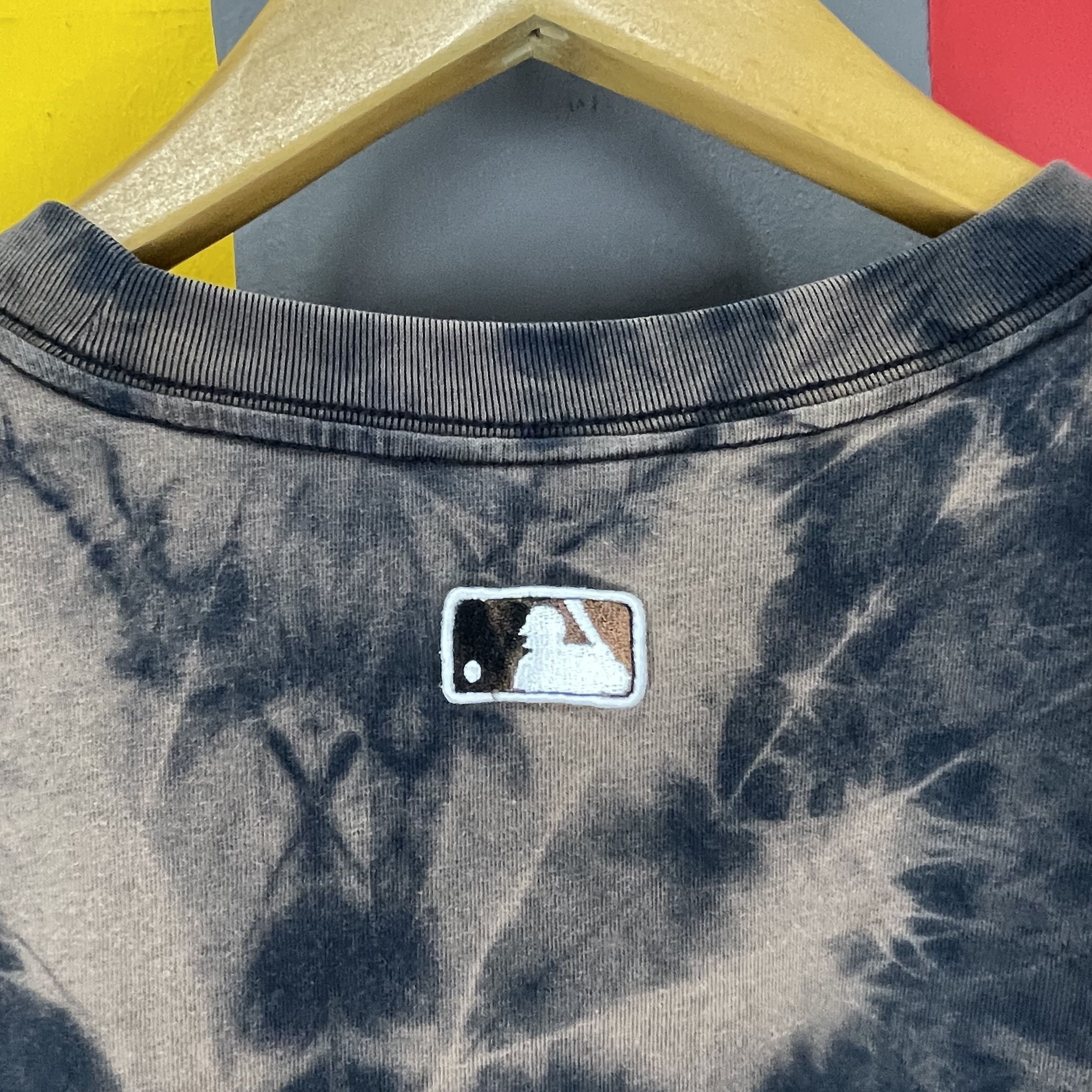 New York Yankees NY YANKEES MLB Custom Acid Wash T Shirt #2034/14 Size US XL / EU 56 / 4 - 11 Thumbnail