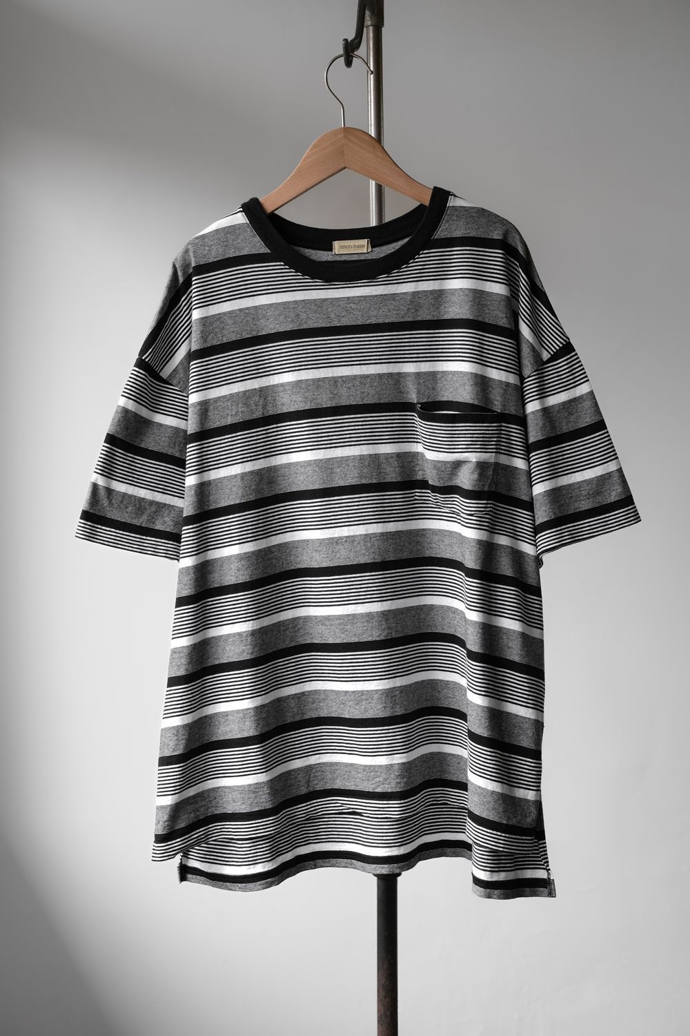 YSTRDY'S TMRRW Border Baggy Tee black