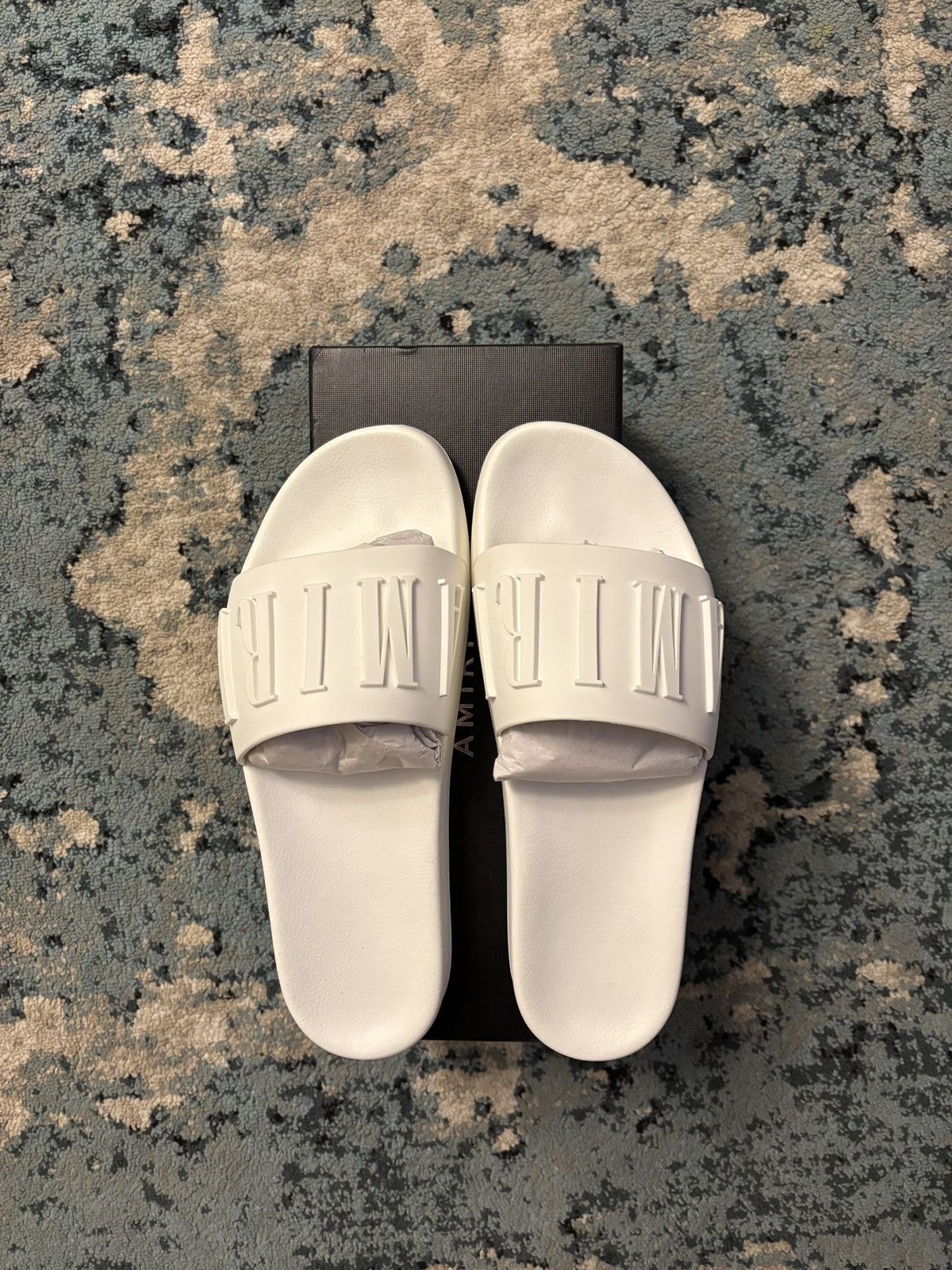 Amiri Amiri Logo Pool White Slides Size 11 Brand New Og All Size US 11 / EU 44 - 2 Thumbnail