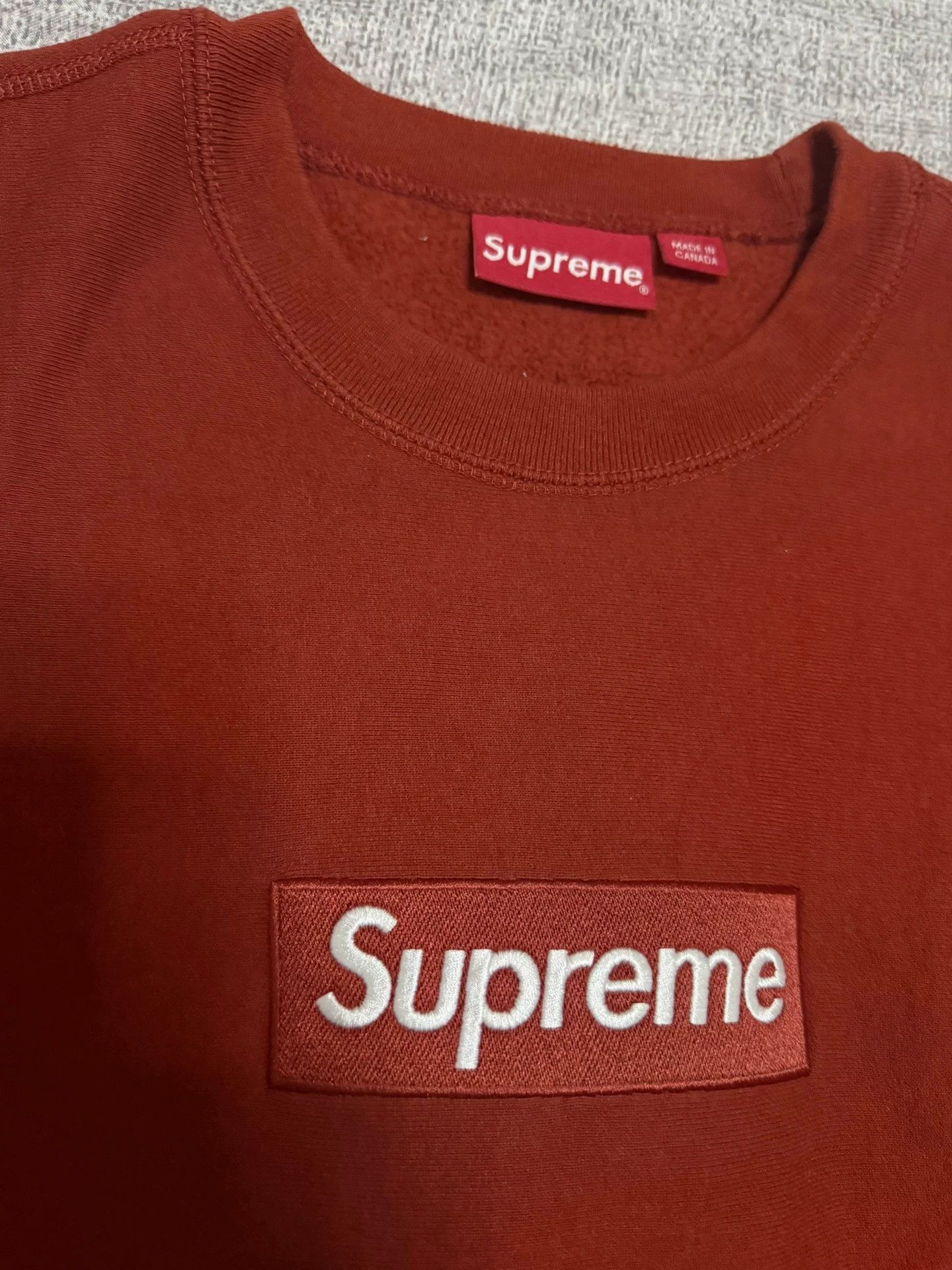 Supreme Supreme FW22 Brick Red Box Logo Crewneck Size M Size US M / EU 48-50 / 2 - 2 Thumbnail