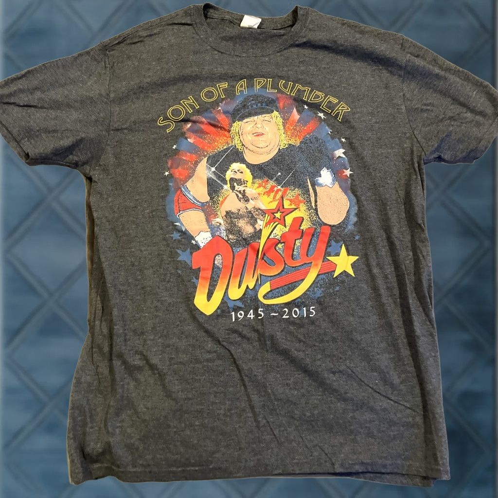 Gildan Dusty Rhodes Son Of A Plumber Tribute T Shirt Mens XL Gray NWOT Awesome Gildan T-Shirt Size US XL / EU 56 / 4 - 1 Thumbnail