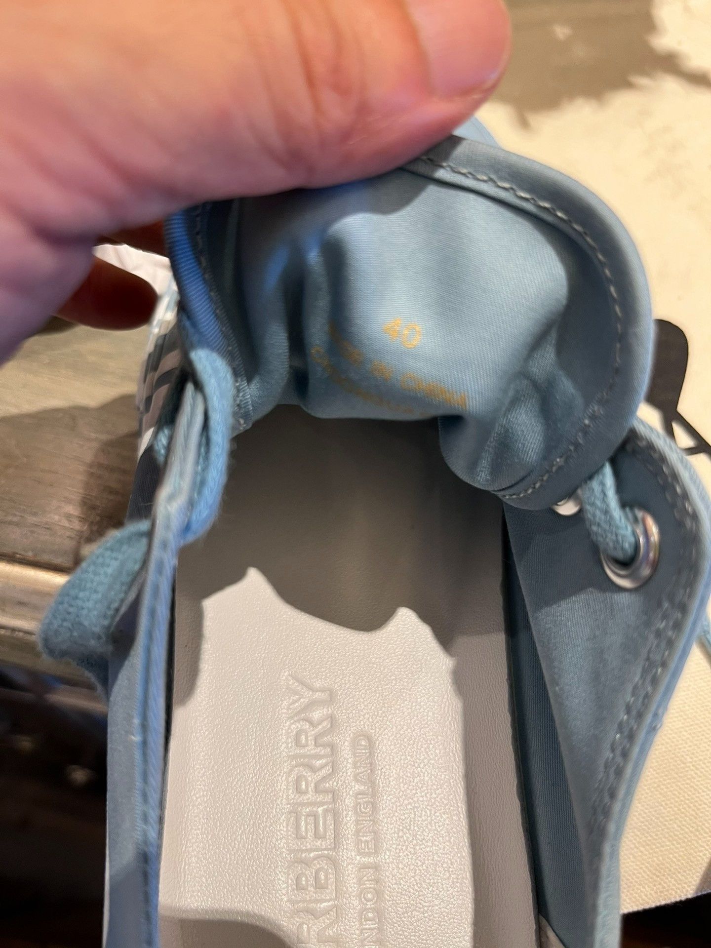 Burberry Burberry Light Blue Low-Top Leather Sneakers Size US 7 / EU 40 - 5 Thumbnail