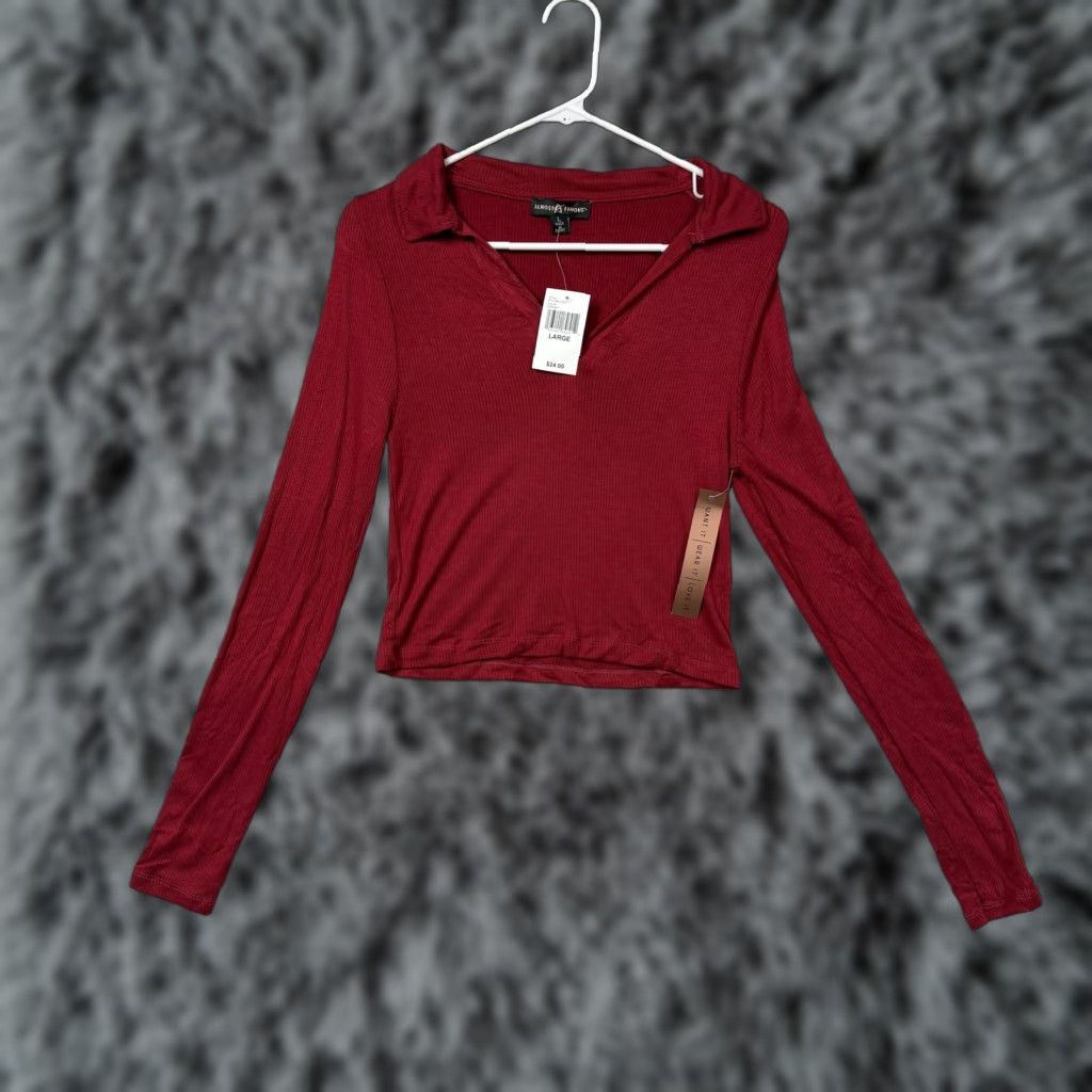 Almost Famous Almost Famous Top Womens Large Red Ribbed Knit V-Neck Cropped Preppy Y2K Size L / US 10 / IT 46 - 1 Thumbnail